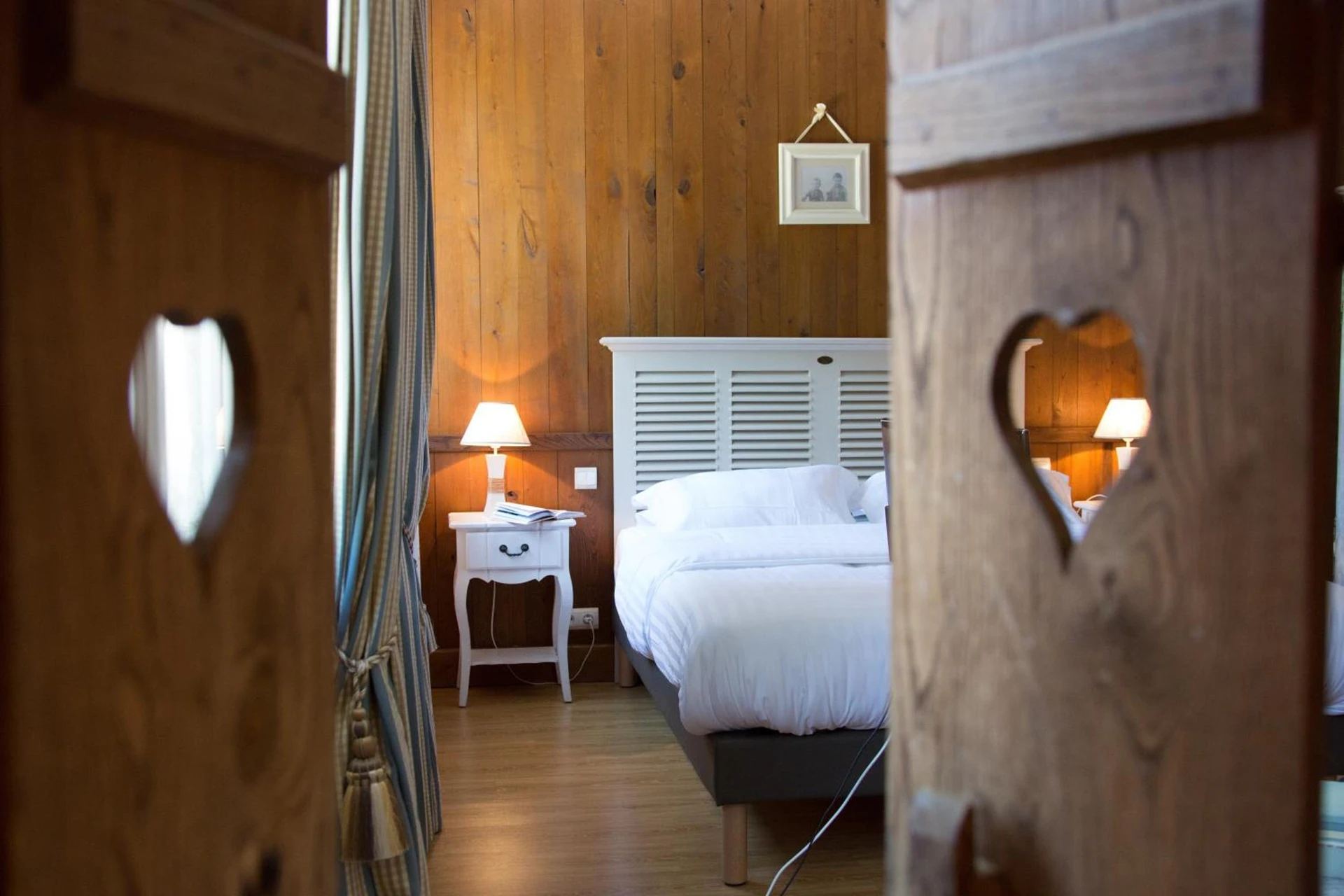 Chambre disponible pour un séminaire d'entreprise à Logis Hôtel Le Beaulieu - Beaulieu-sur-Dordogne