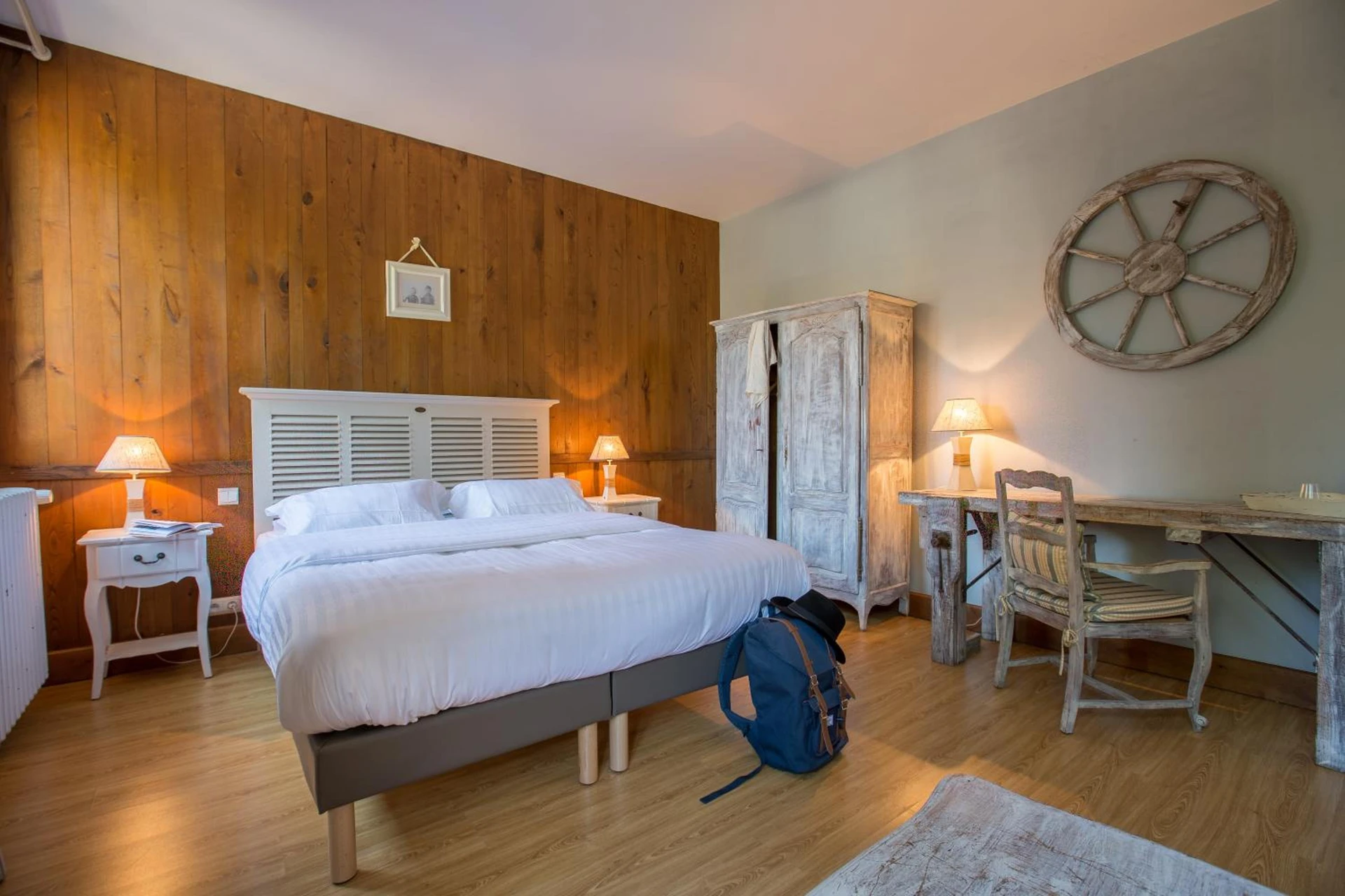 Magnifique chambre pour un séminaire d'entreprise à Logis Hôtel Le Beaulieu - Beaulieu-sur-Dordogne