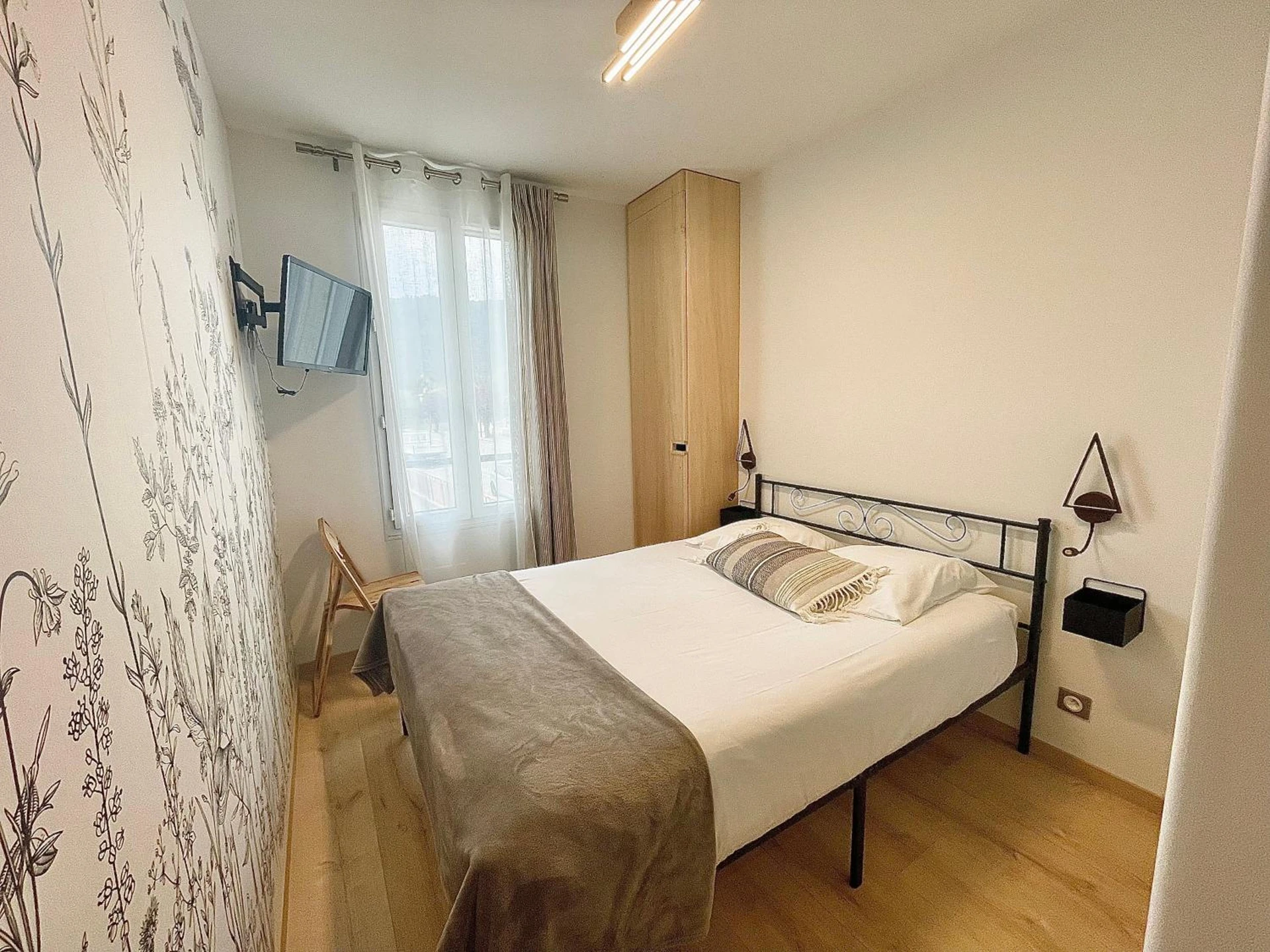 Chambre disponible pour un séminaire d'entreprise à Hôtel Le Bel Air - Saint-André-les-Alpes