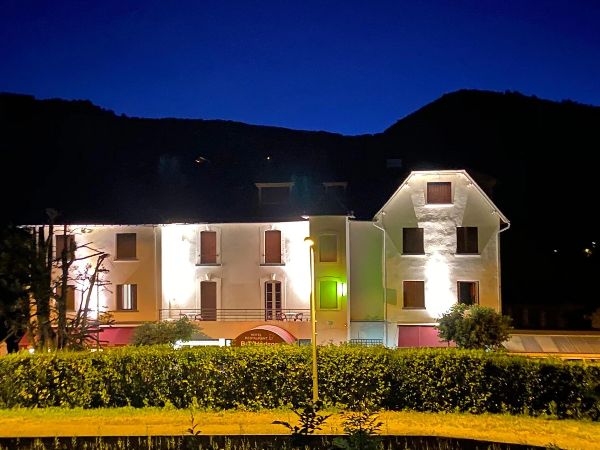 Organiser un séminaire d'entreprise : LOGIS Hôtel Bel Horizon à vic-sur-cere