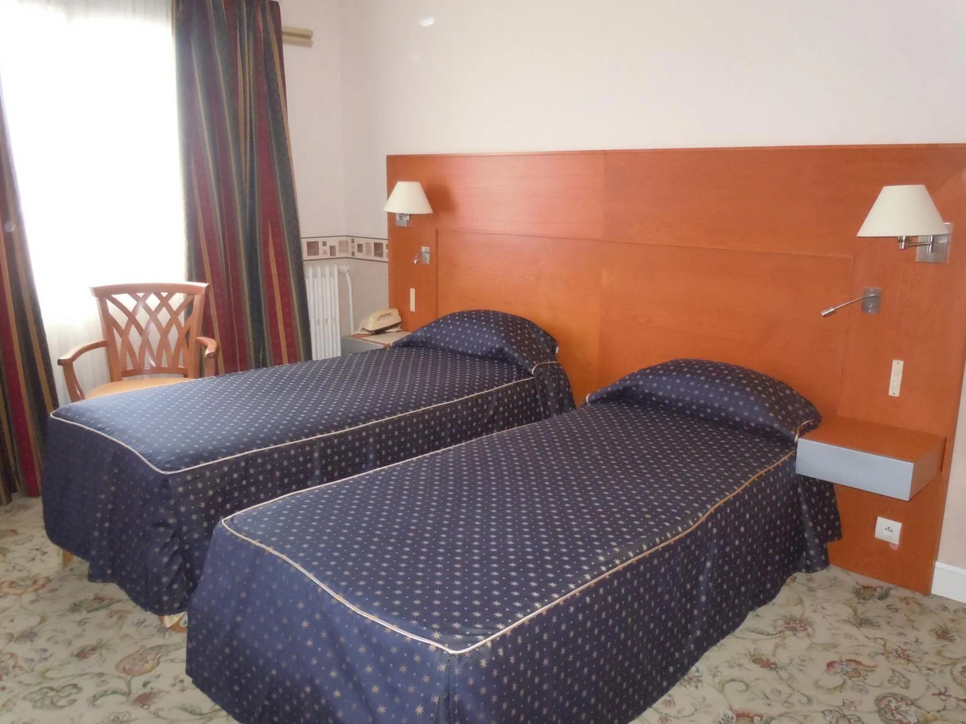 Chambre disponible pour un séminaire d'entreprise à Hôtel Le Bellevue Montrichard 3 étoiles - Montrichard