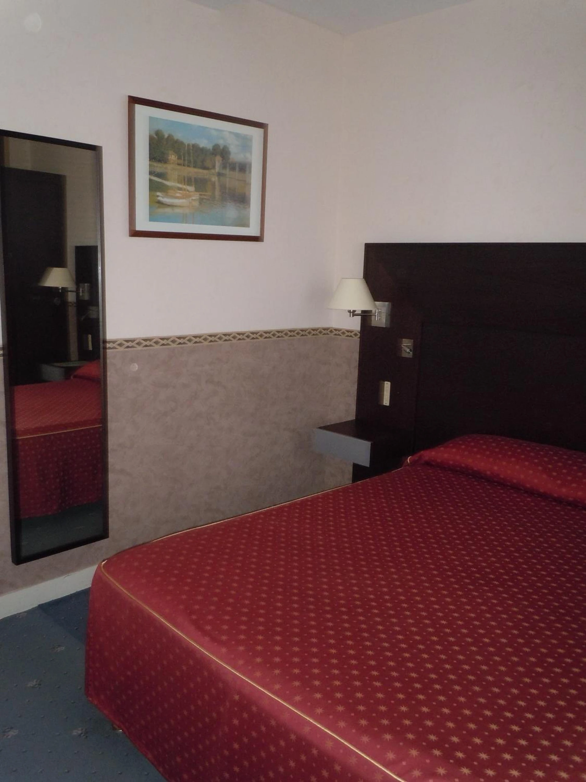 Chambre disponible pour un séminaire d'entreprise à Hôtel Le Bellevue Montrichard 3 étoiles - Montrichard