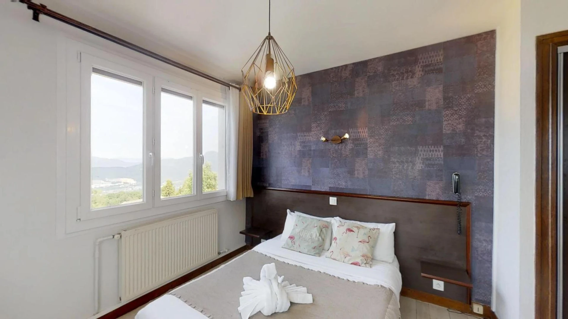 Chambre disponible pour un séminaire d'entreprise à Logis Hôtel Le Bellevue - Trévignin