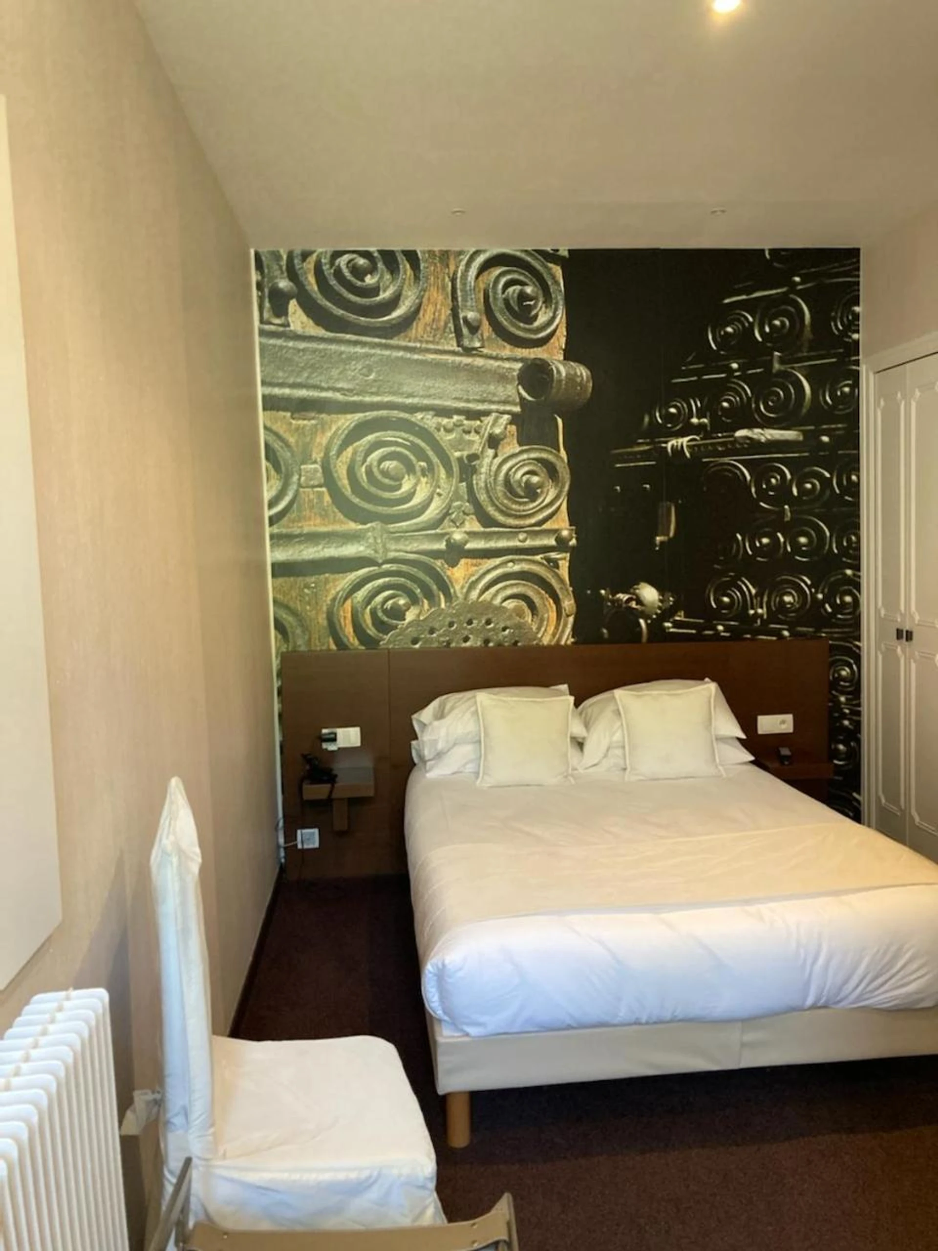 Organiser un séminaire d'entreprise : Logis Hotel Restaurant Le Bellevue à prats-de-mollo-la-preste