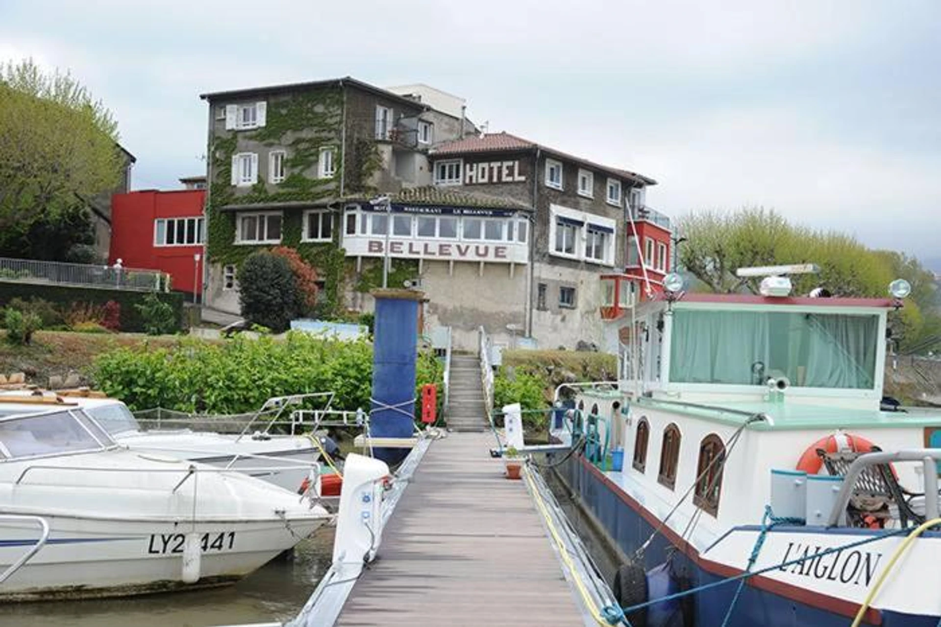 Organiser un séminaire d'entreprise : Hôtel Le Bellevue à les-roches-de-condrieu