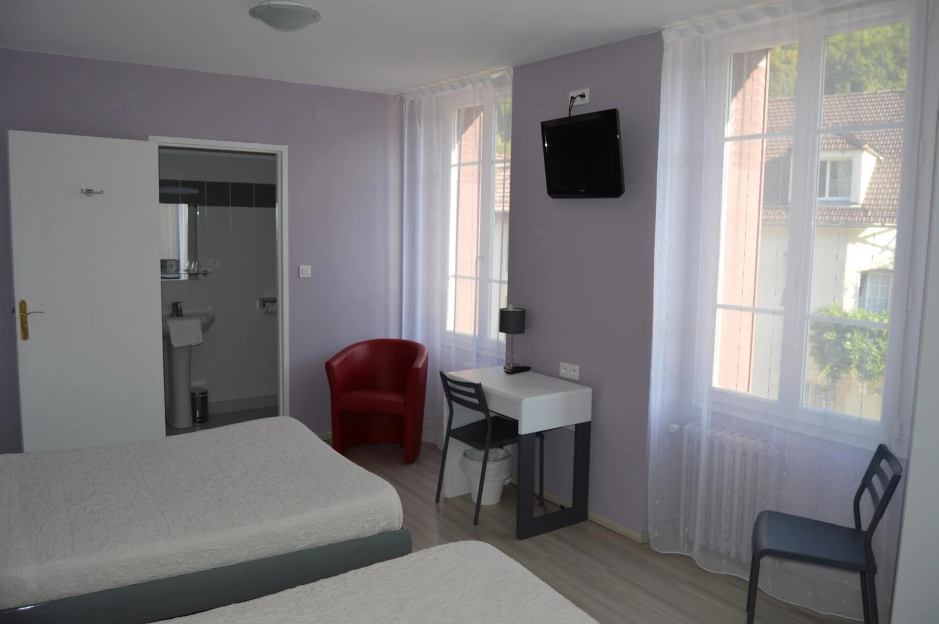 Chambre disponible pour un séminaire d'entreprise à Hôtel Restaurant Le Bellevue - Ax-les-Thermes
