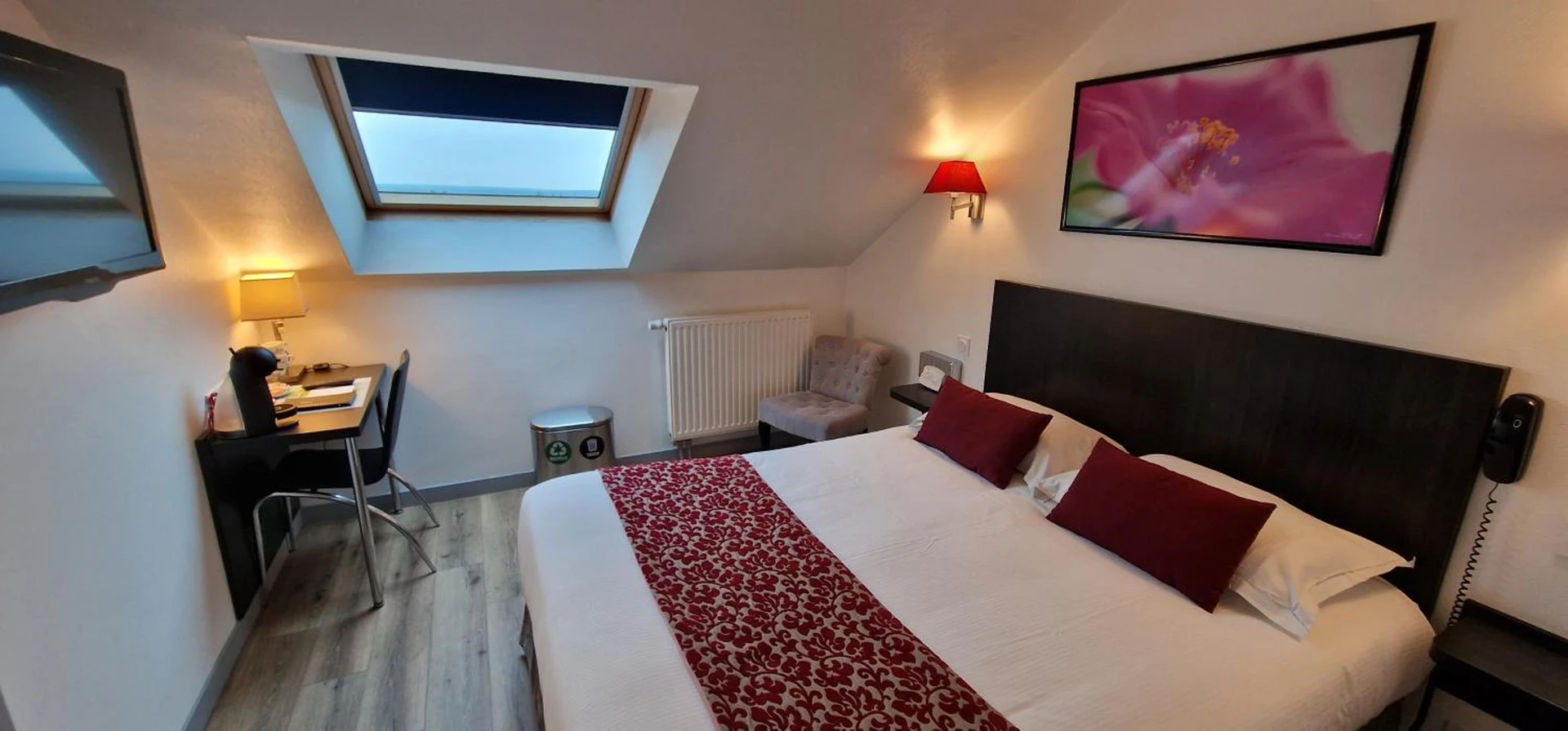 Chambre disponible pour un séminaire d'entreprise à Hotel le Bellevue - Guer