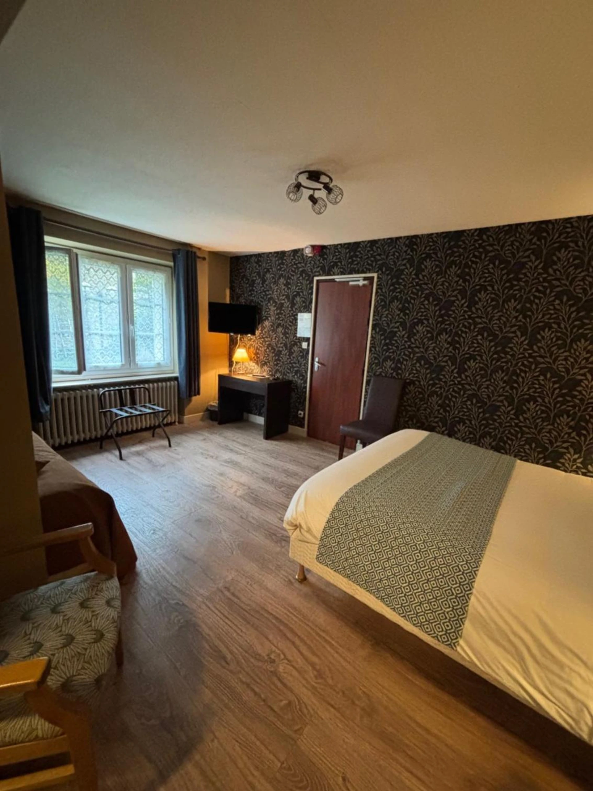 Chambre disponible pour un séminaire d'entreprise à Hotel Le Bon Laboureur - La Charité-sur-Loire