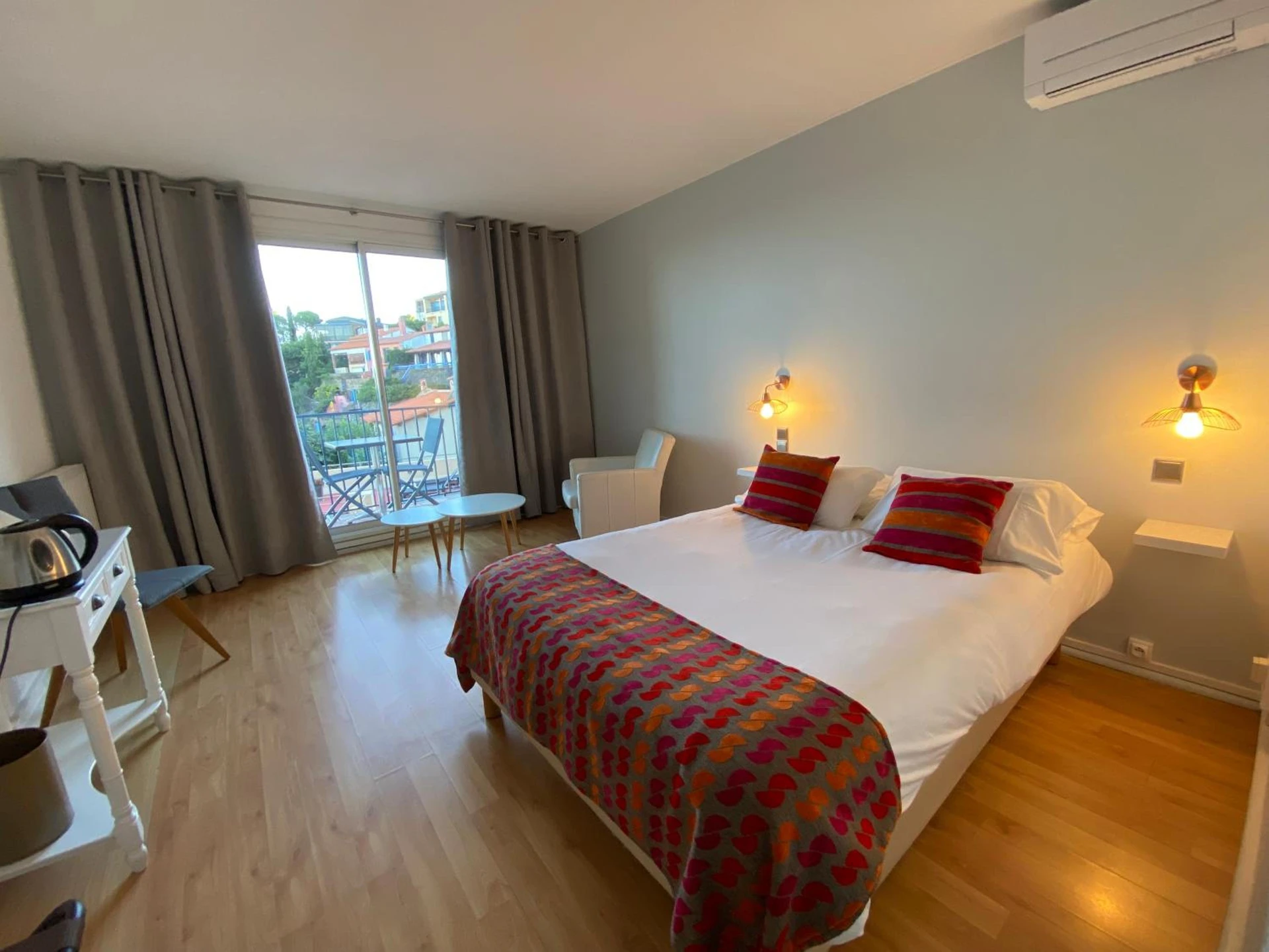 Organiser un séminaire d'entreprise : Hotel Le Bon Port à collioure