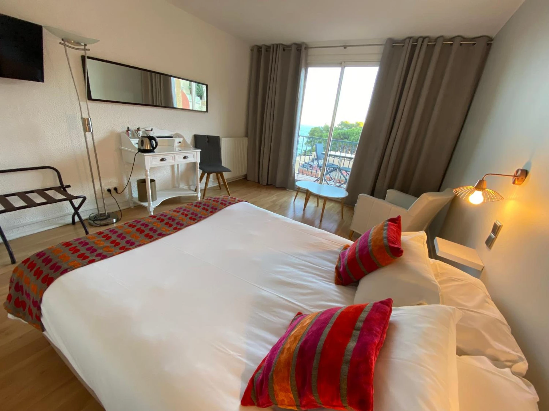 Magnifique chambre pour un séminaire d'entreprise à Hotel Le Bon Port - Collioure