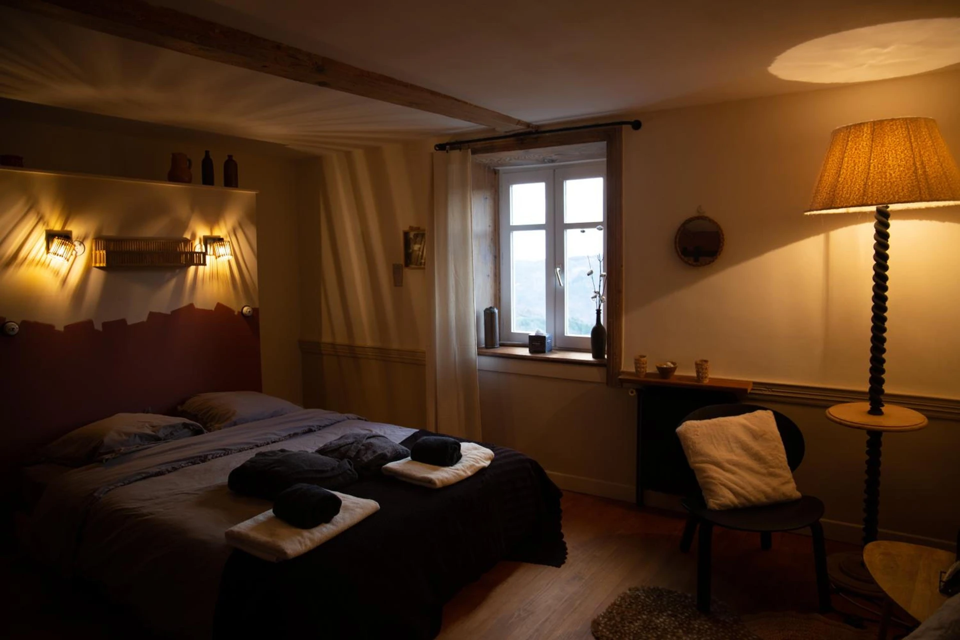 Chambre disponible pour un séminaire d'entreprise à Un petit bout du monde - Saint-Georges-en-Couzan