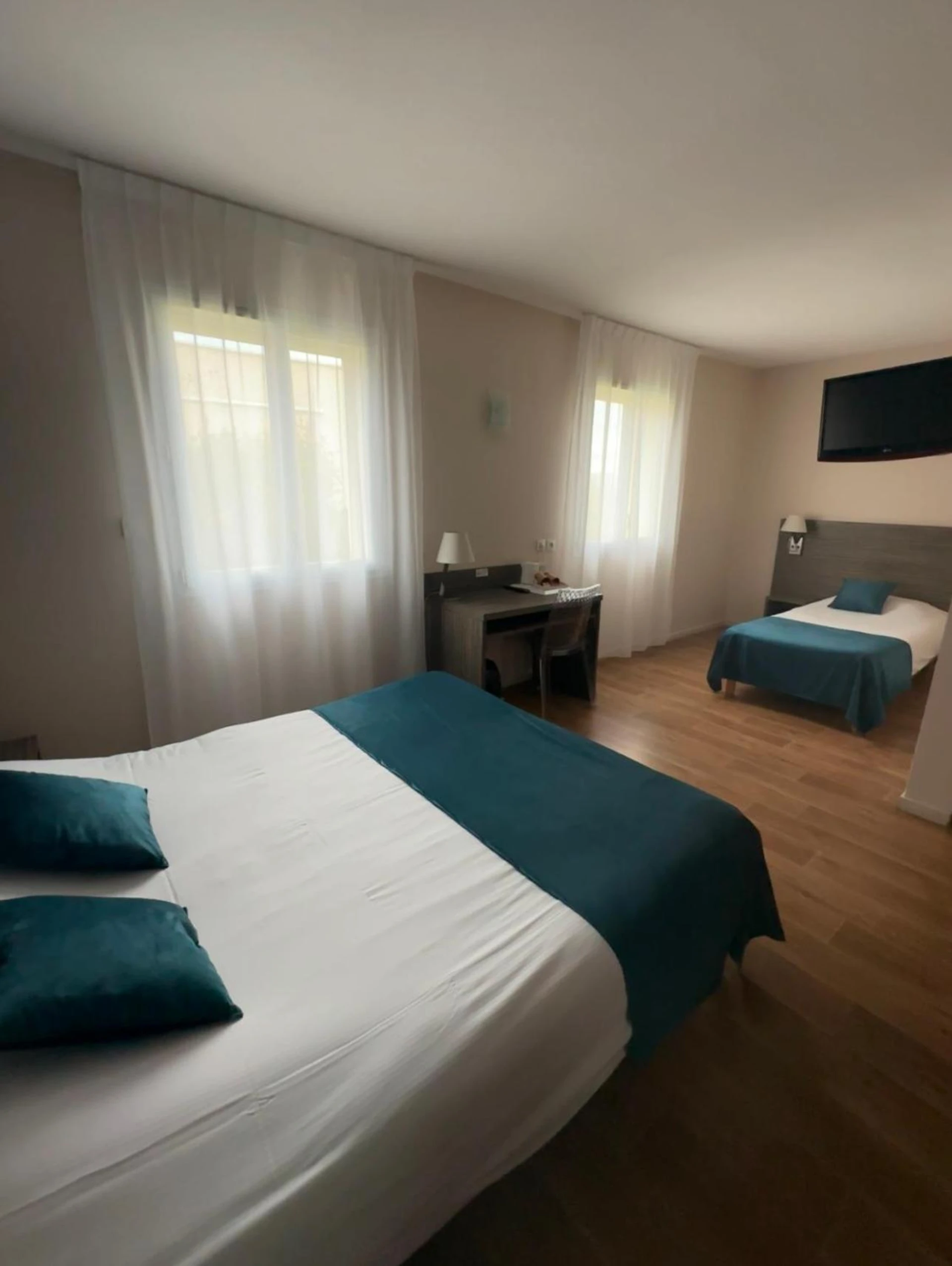 Chambre disponible pour un séminaire d'entreprise à Hotel le Caiman - Pierrelatte