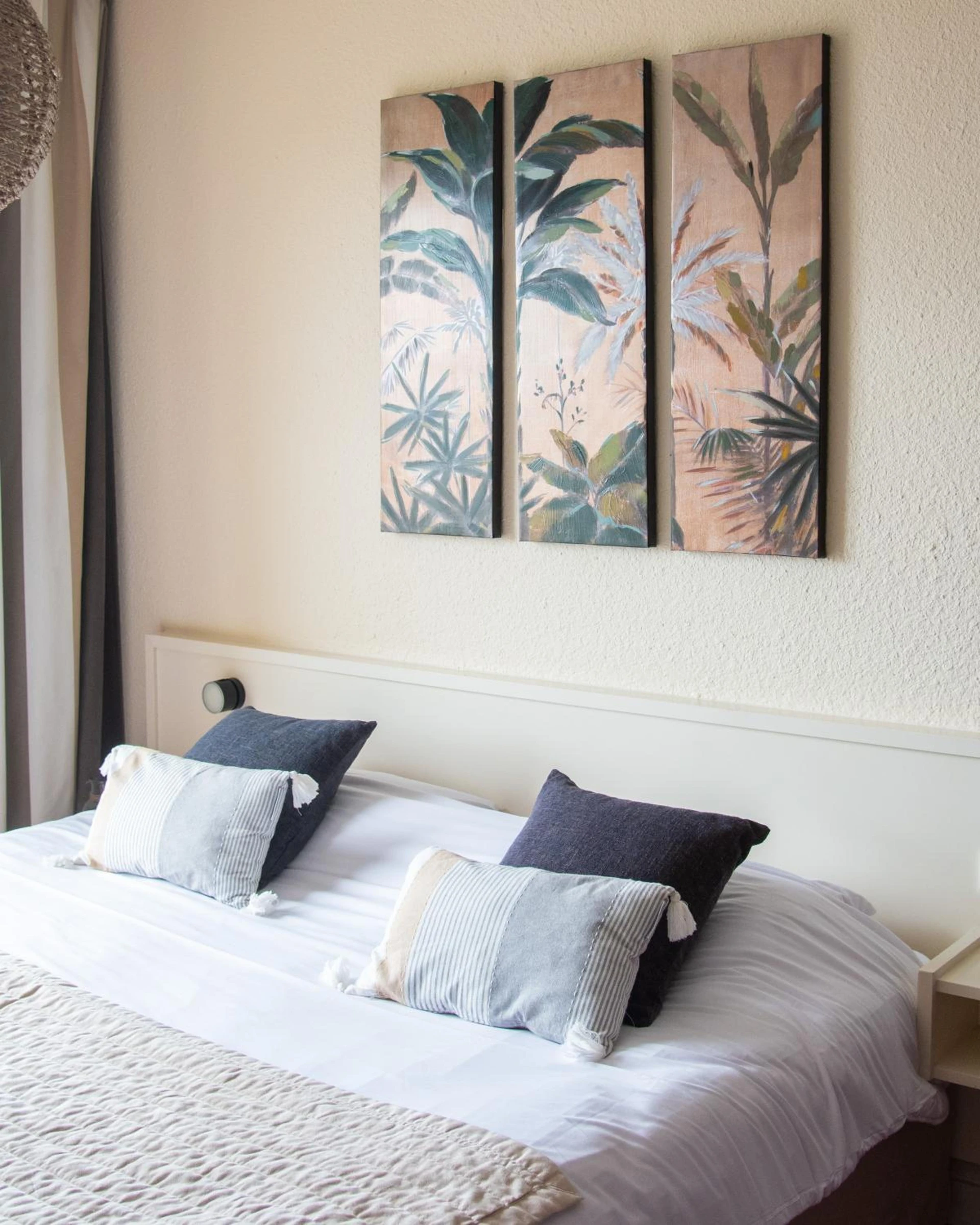 Chambre disponible pour un séminaire d'entreprise à Logis Hôtel Le Calluna Restaurant La Flottille - Préfailles