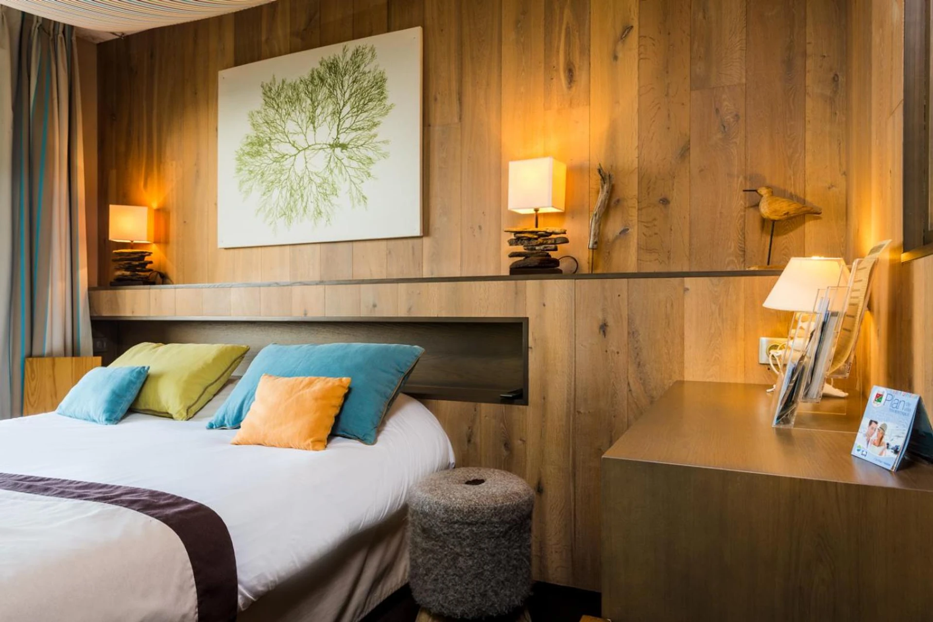 Magnifique chambre pour un séminaire d'entreprise à Logis Hôtel Le Calluna Restaurant La Flottille - Préfailles