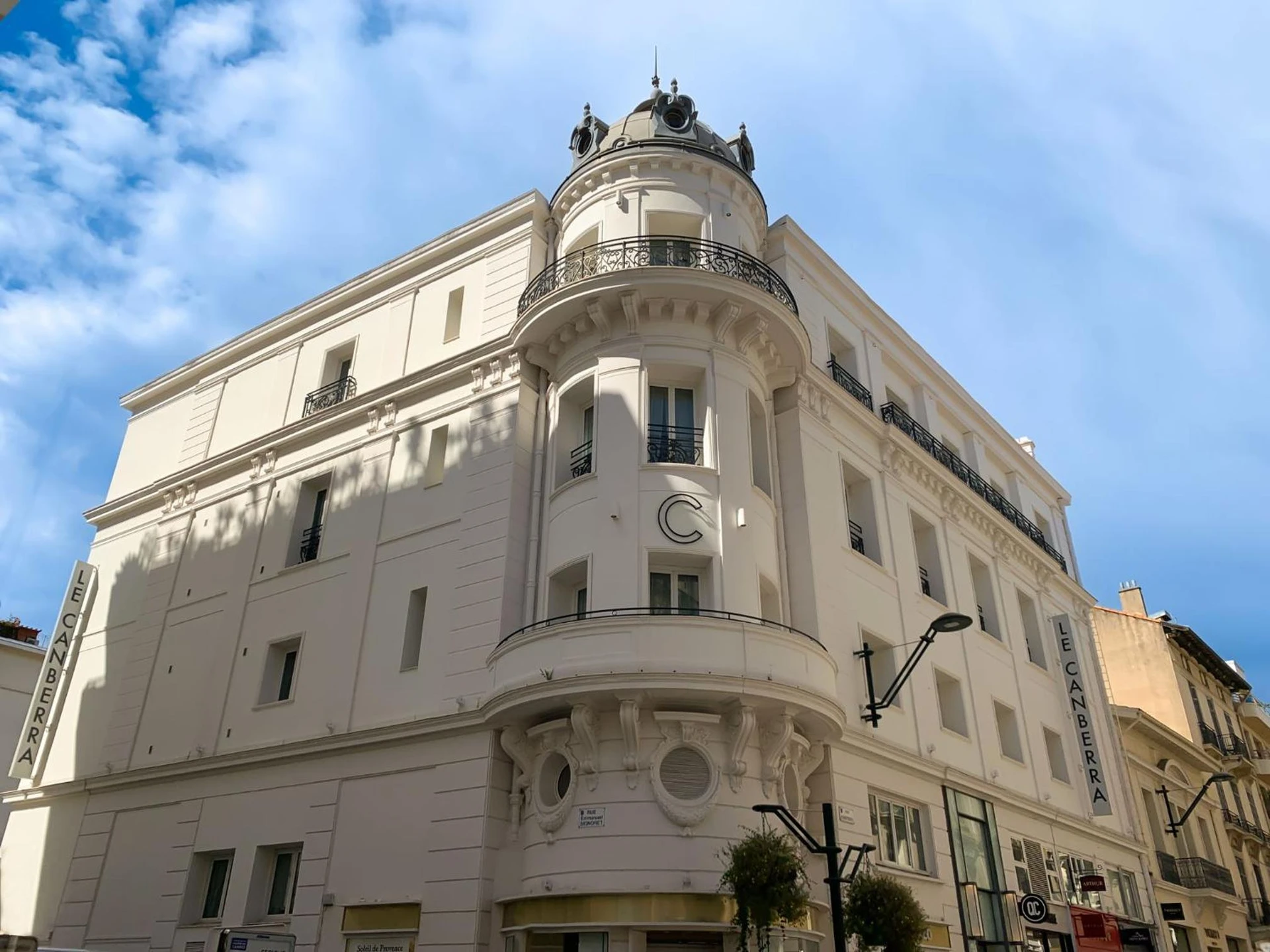 Chambre à Hôtel Le Canberra - Organiser un séminaire d'entreprise à Cannes