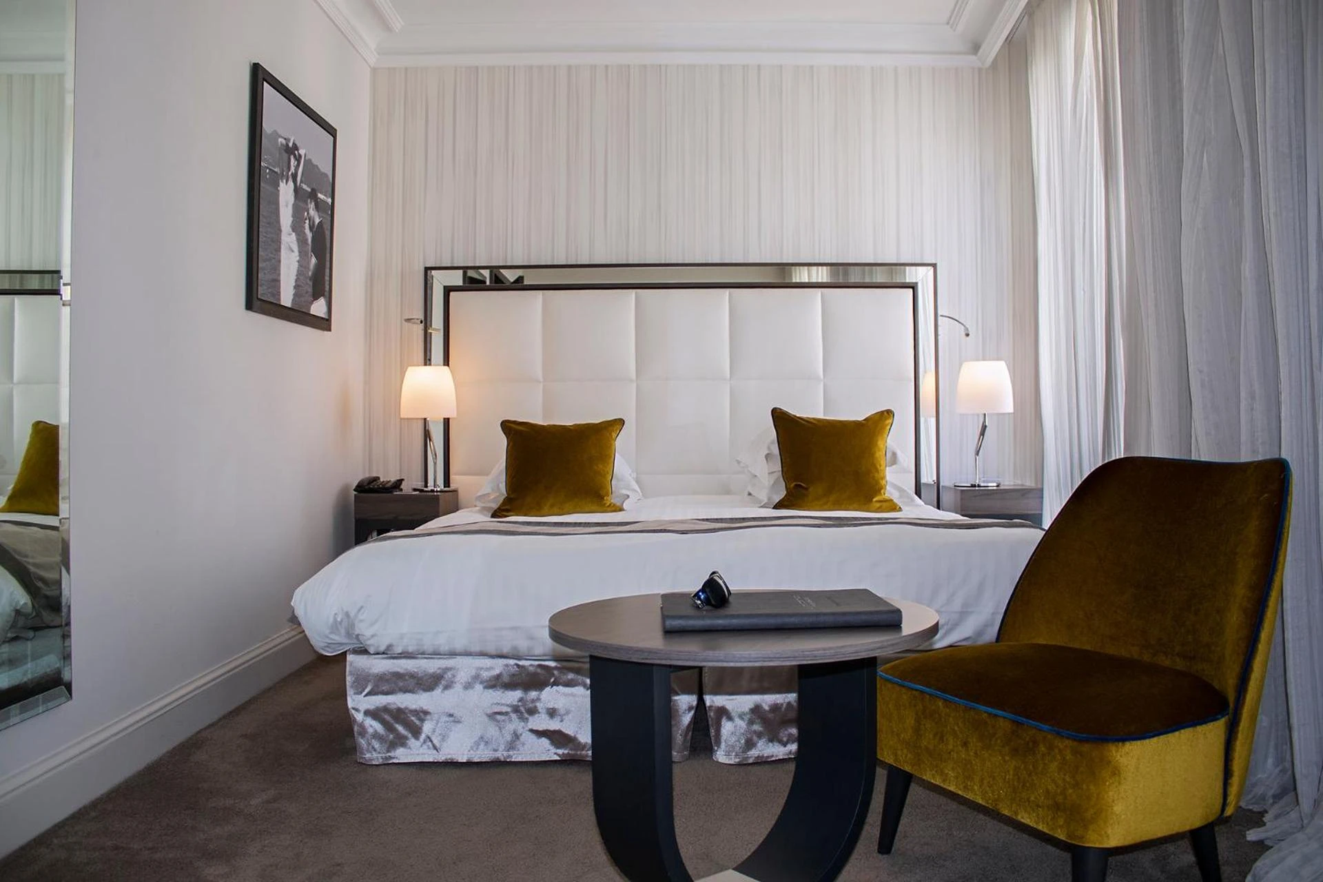 Chambre disponible pour un séminaire d'entreprise à Hôtel Le Canberra - Cannes
