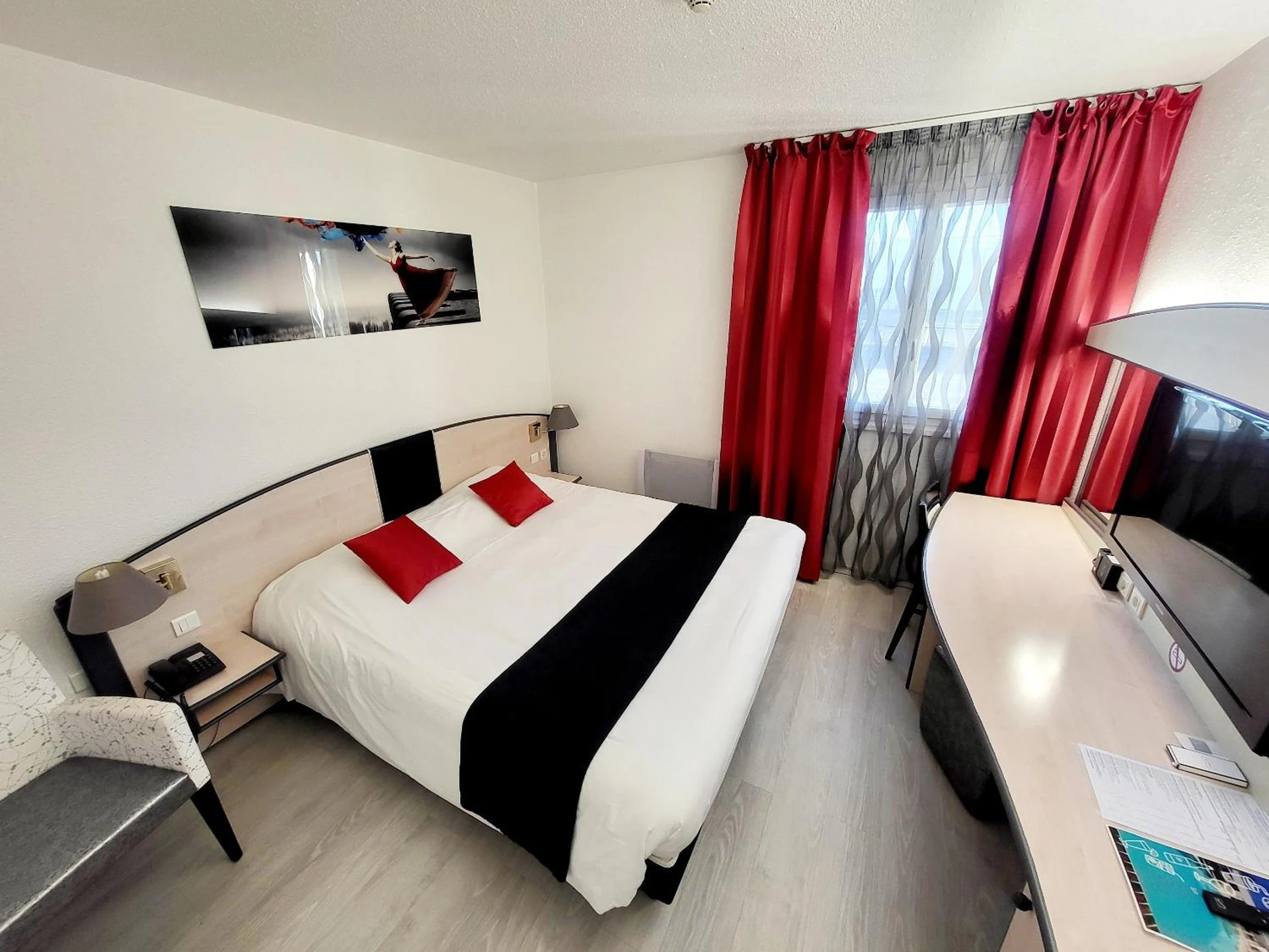 Chambre disponible pour un séminaire d'entreprise à Citotel Hôtel Le Capricorne - Marmande