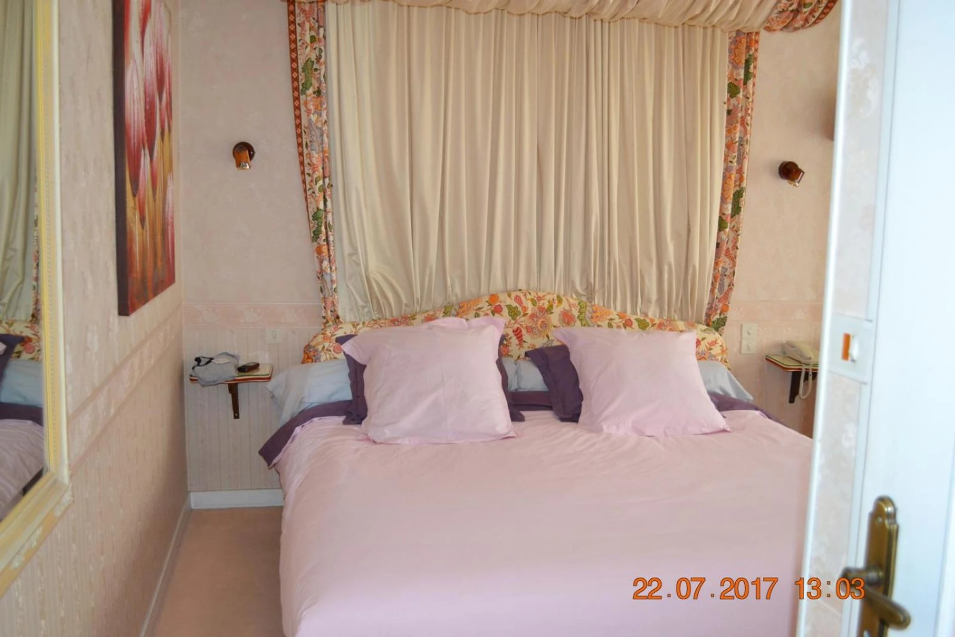 Chambre disponible pour un séminaire d'entreprise à Hôtel Le Castel - Brissac-Quincé