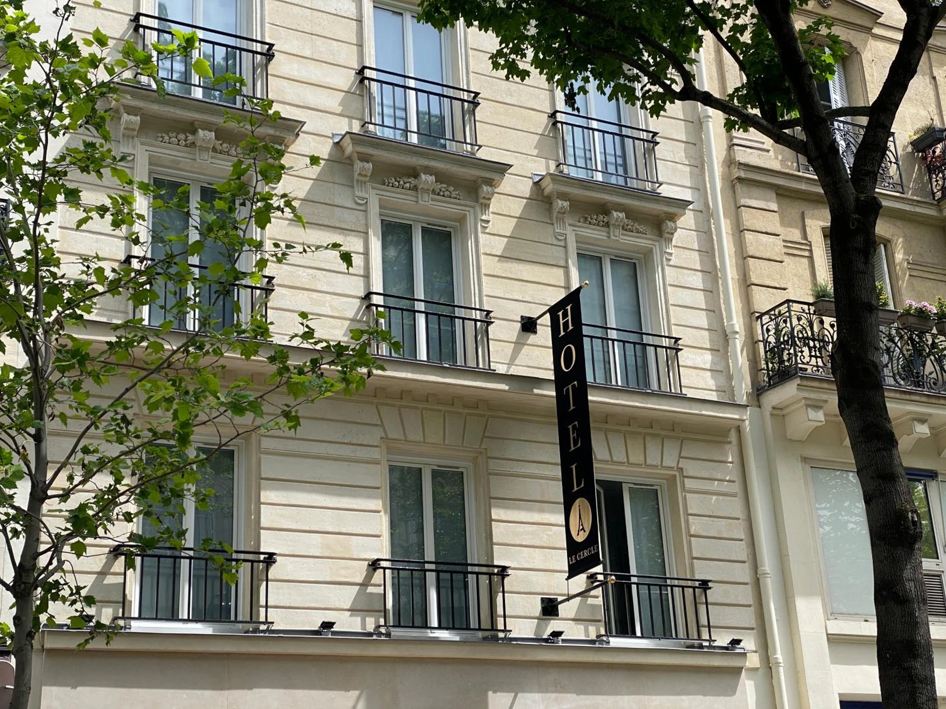 Lieu convivial pour un séminaire d'entreprise à Hôtel Le Cercle Tour Eiffel - Paris - En savoir plus 