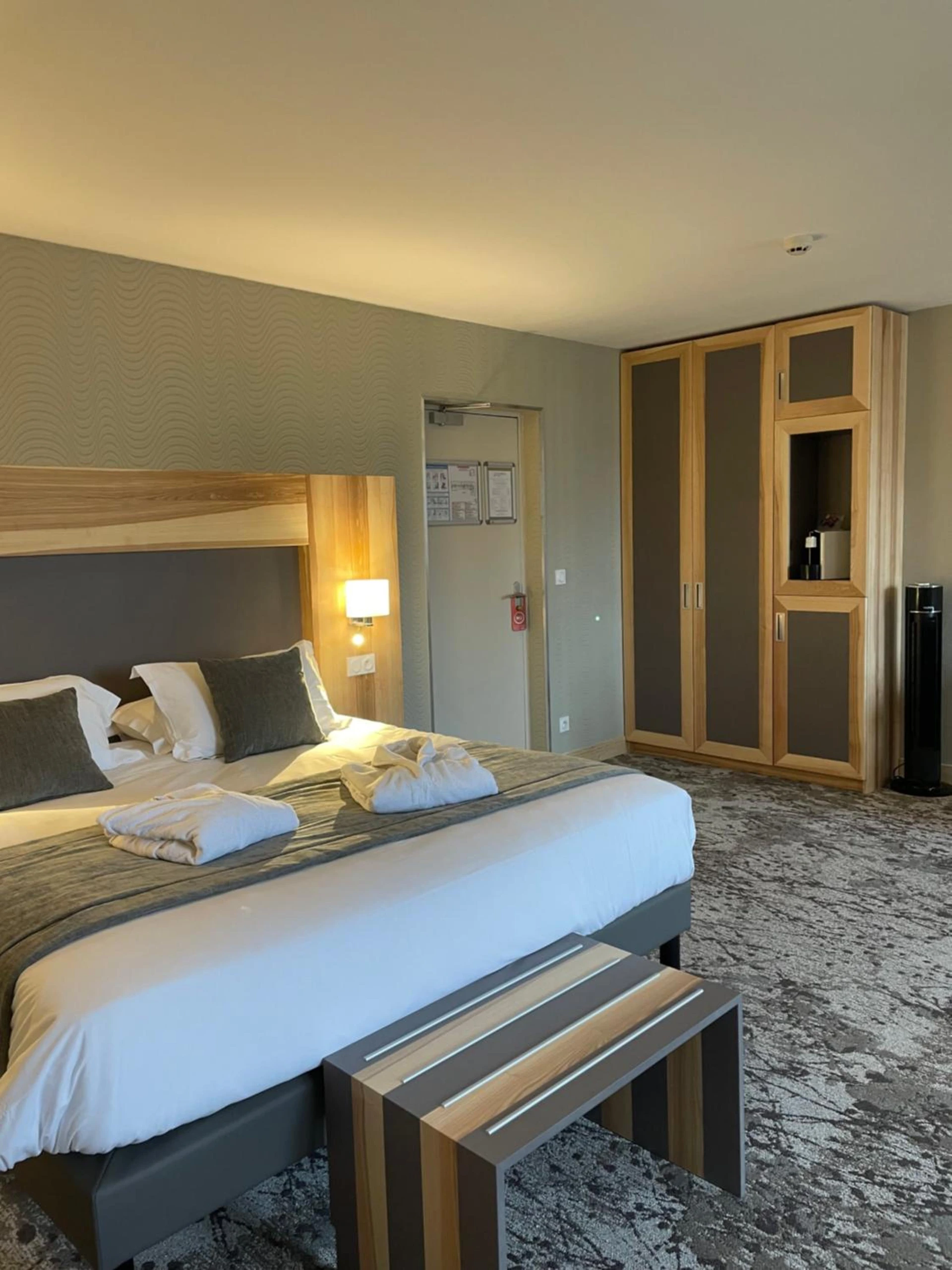 Chambre disponible pour un séminaire d'entreprise à Hotel Le Cercle - Cherbourg-en-Cotentin