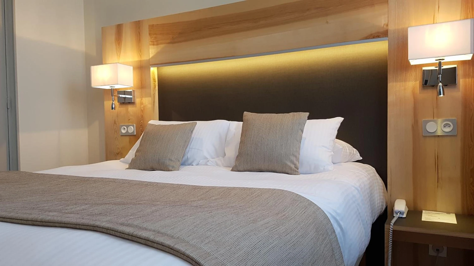 Chambre disponible pour un séminaire d'entreprise à Hotel Le Cercle - Cherbourg-en-Cotentin