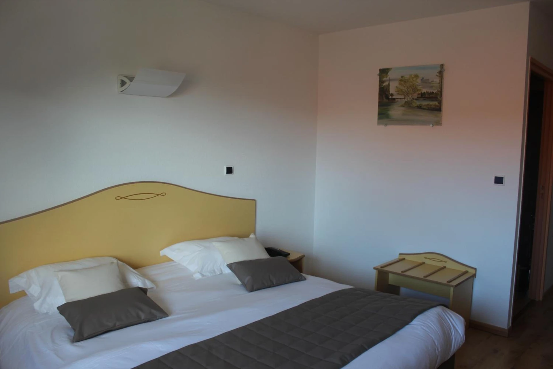 Magnifique chambre pour un séminaire d'entreprise à Le Champ des Lys - Amancey