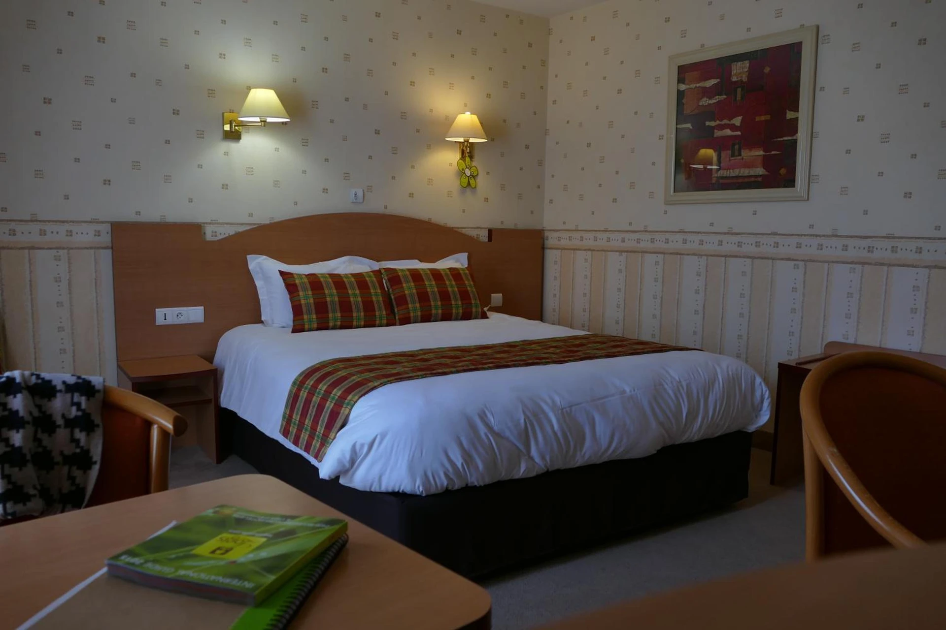 Chambre disponible pour un séminaire d'entreprise à Logis Hotels Le Champalud Restaurant La Citadelle - Champtoceaux