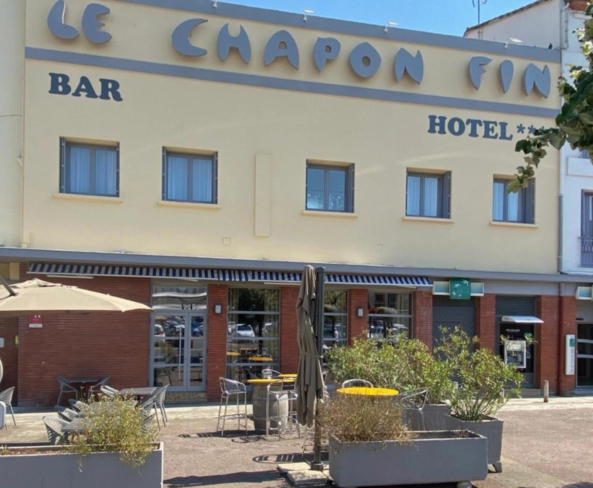 Organiser un séminaire d'entreprise : HÔTEL LE CHAPON FIN à moissac