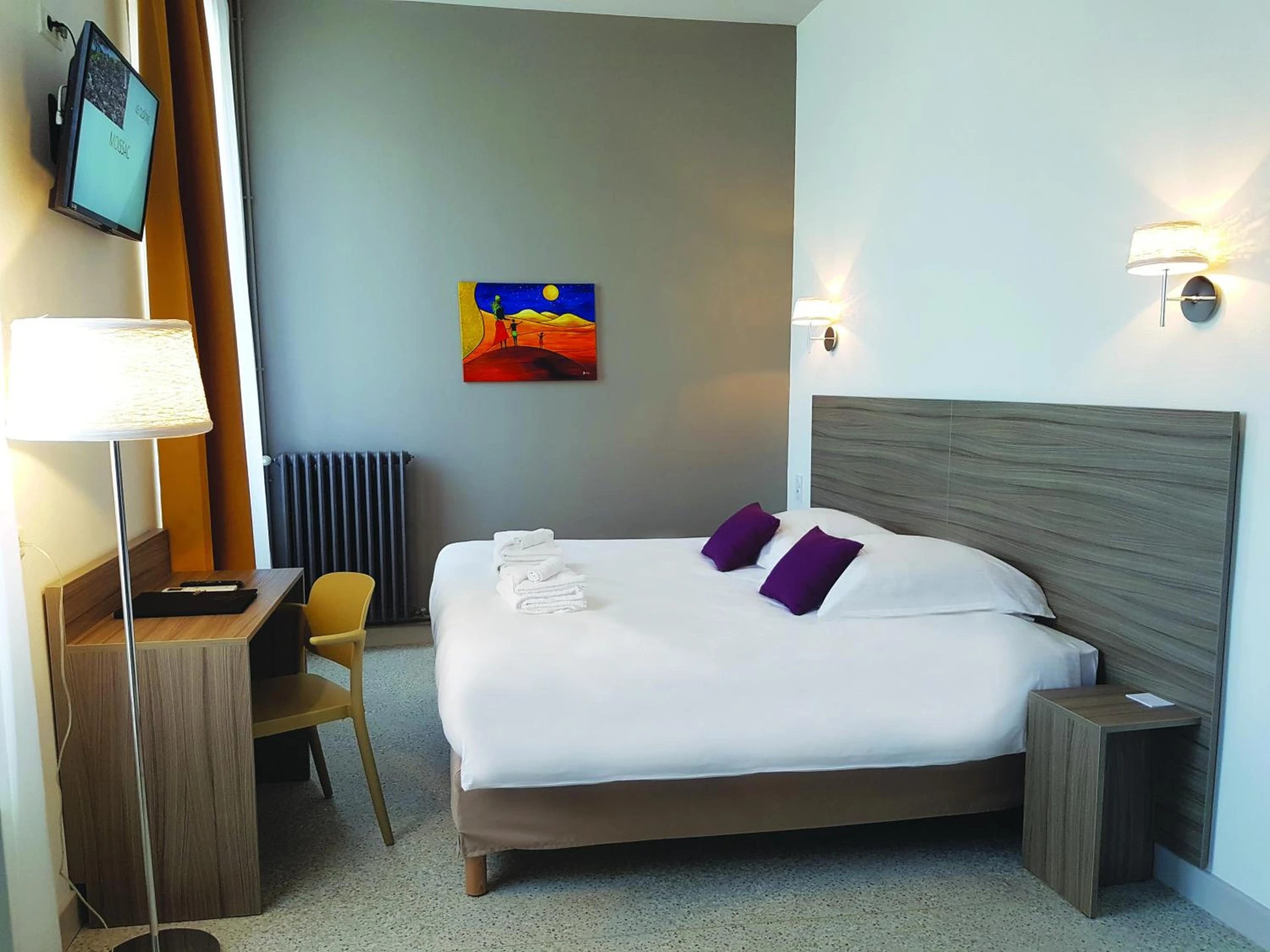 Chambre disponible pour un séminaire d'entreprise à HÔTEL LE CHAPON FIN - Moissac