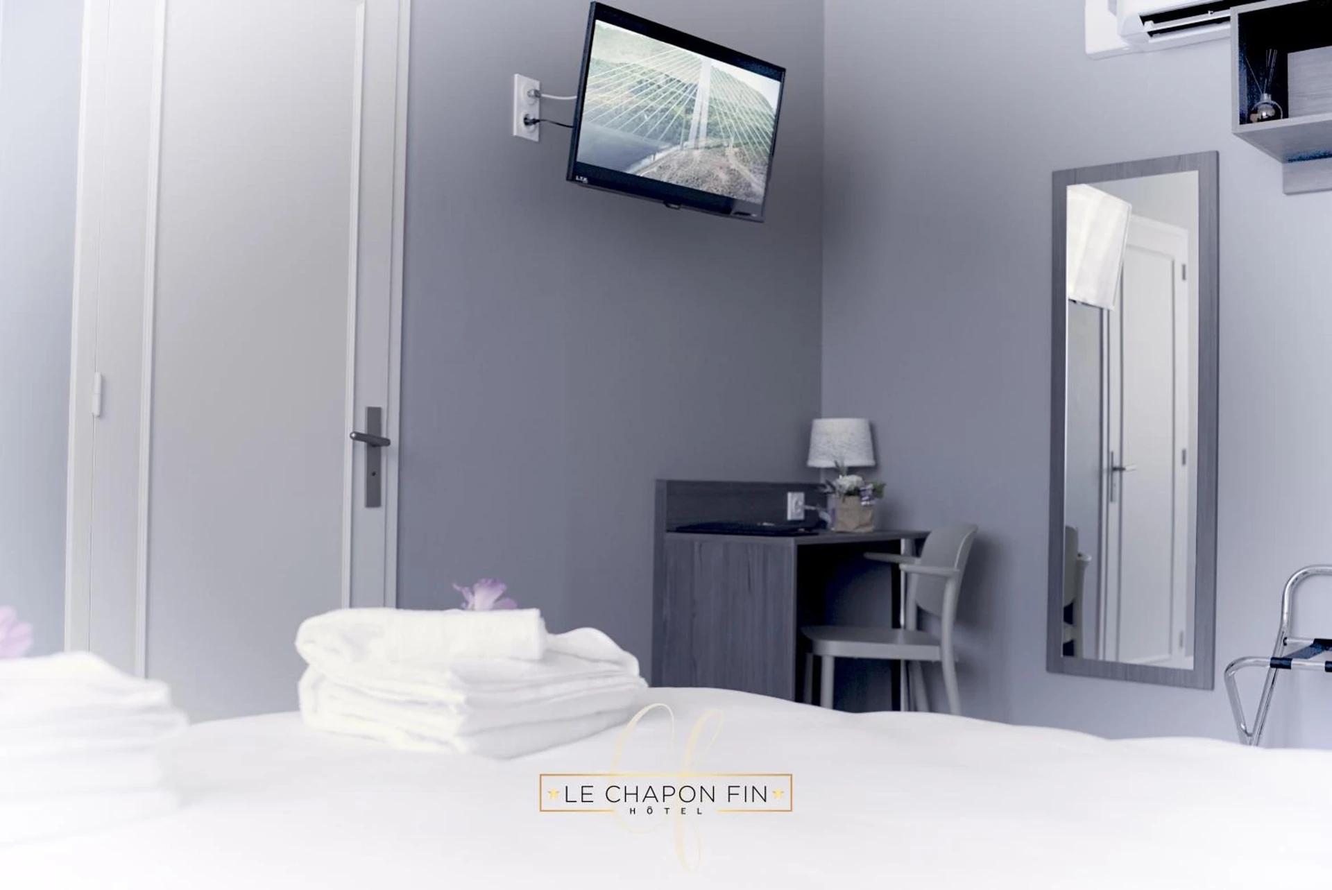 Chambre disponible pour un séminaire d'entreprise à HÔTEL LE CHAPON FIN - Moissac