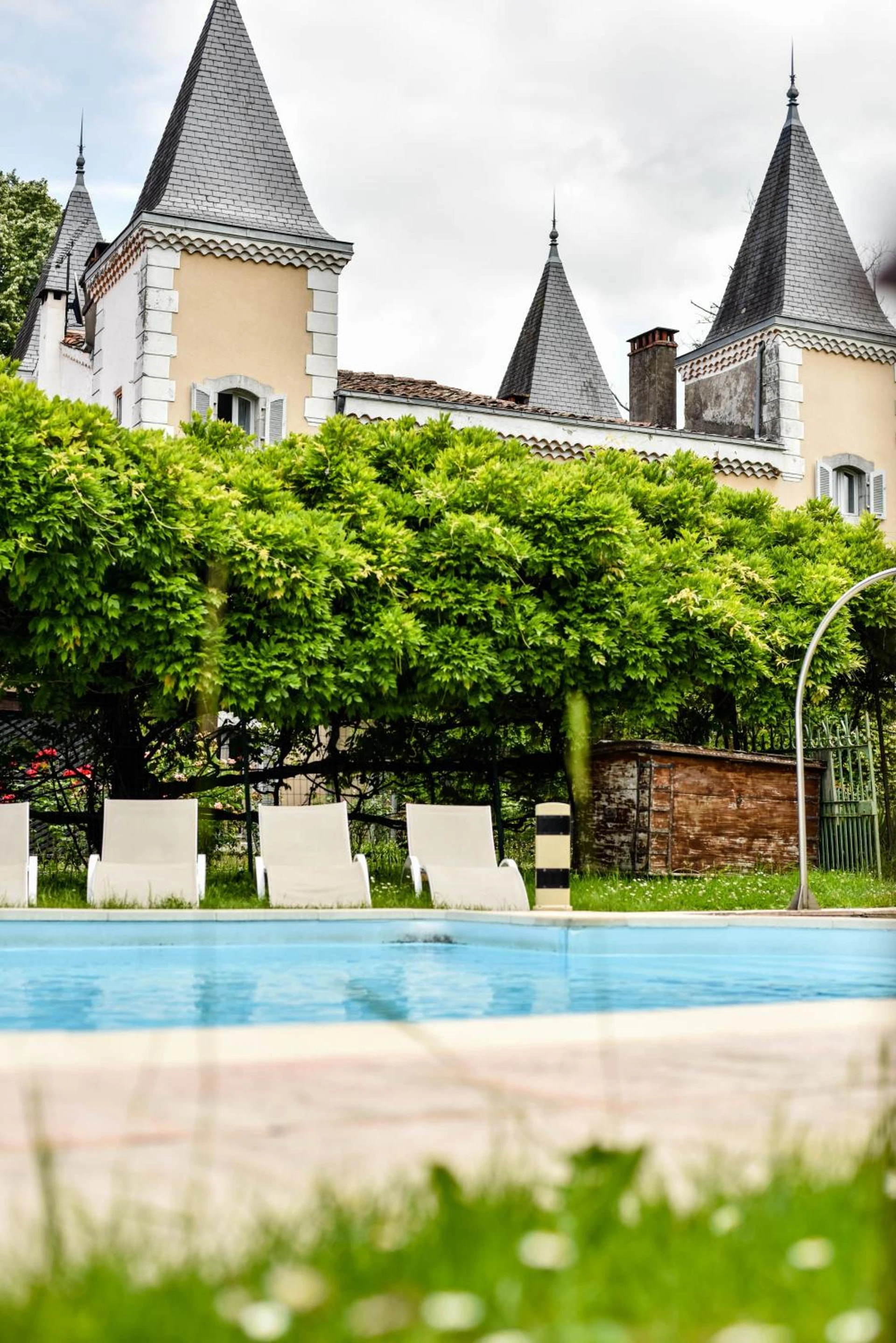 Organiser un séminaire d'entreprise : Hotel Logis - Chateau de Beauregard à saint-girons