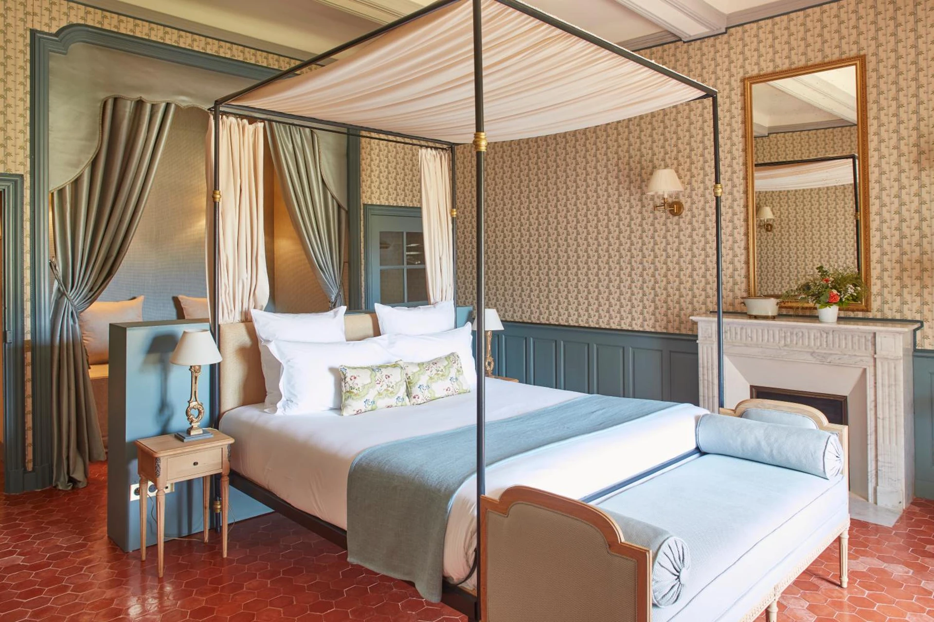 Magnifique chambre pour un séminaire d'entreprise à Château de Fonscolombe - Le Puy-Sainte-Réparade