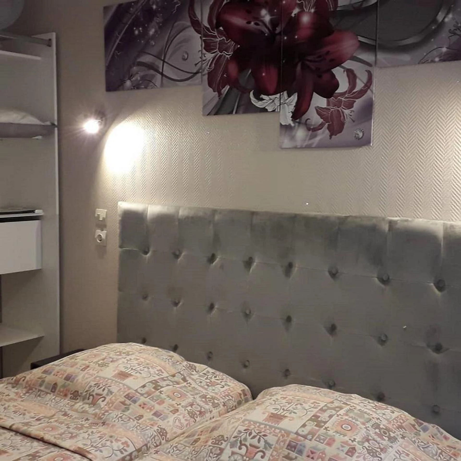 Chambre disponible pour un séminaire d'entreprise à Hôtel Le Châtelet - Saint-Paul-de-Fenouillet