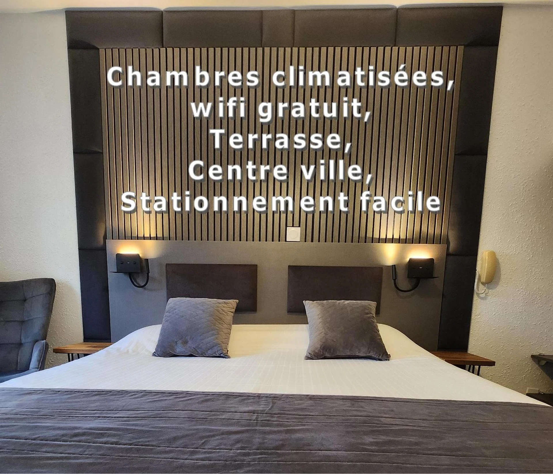 Chambre disponible pour un séminaire d'entreprise à Cit'Hotel Le Cheval Blanc Cognac Centre - Cognac