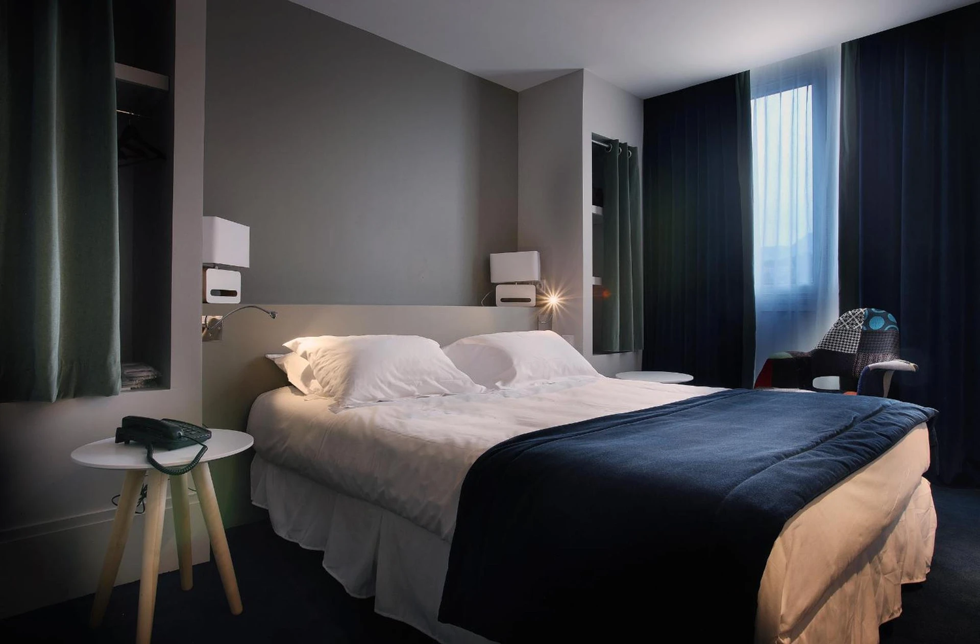 Chambre disponible pour un séminaire d'entreprise à Hotel le Cinq Hyper - Centre - Chambéry