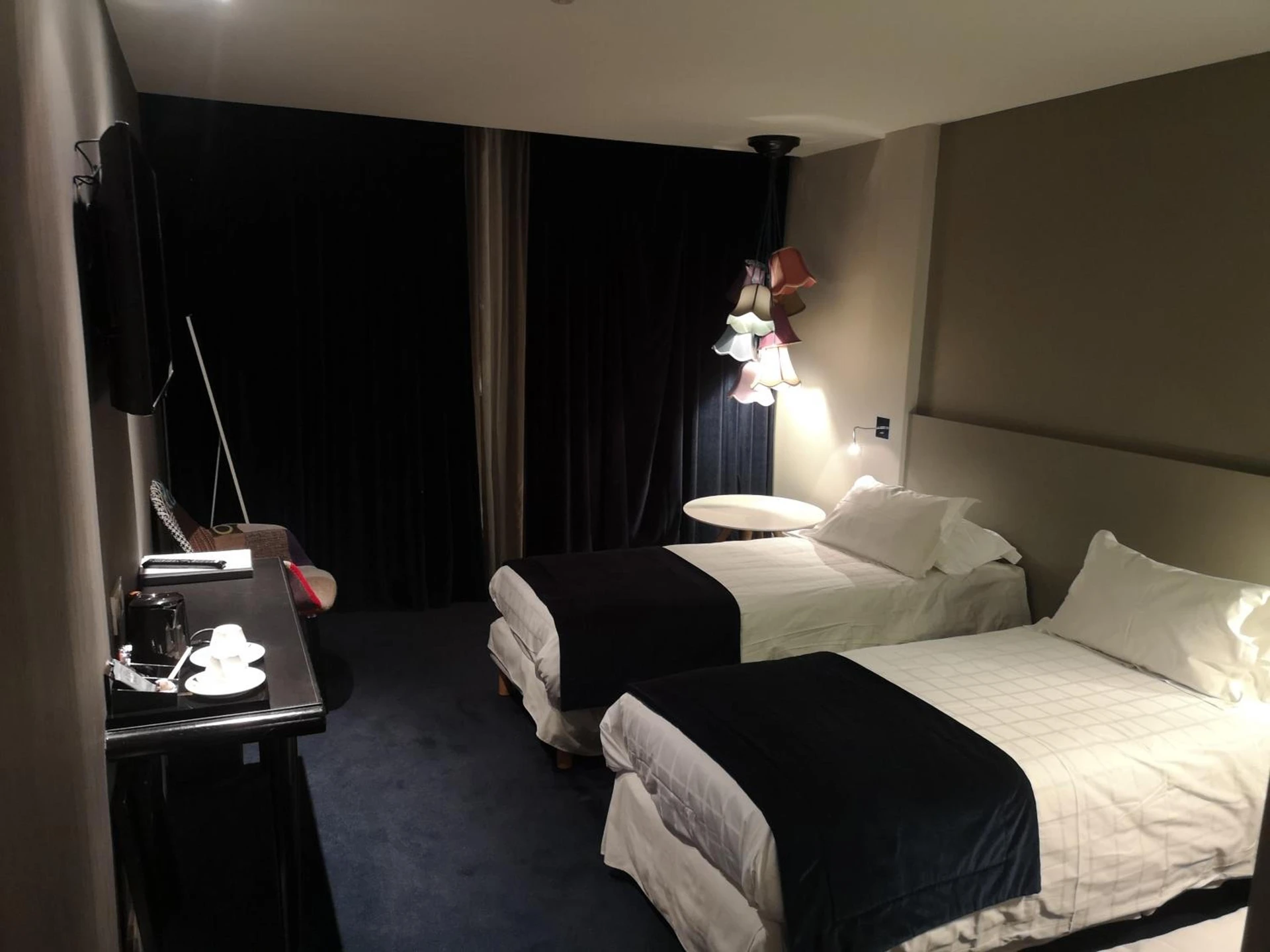 Chambre disponible pour un séminaire d'entreprise à Hotel le Cinq Hyper - Centre - Chambéry