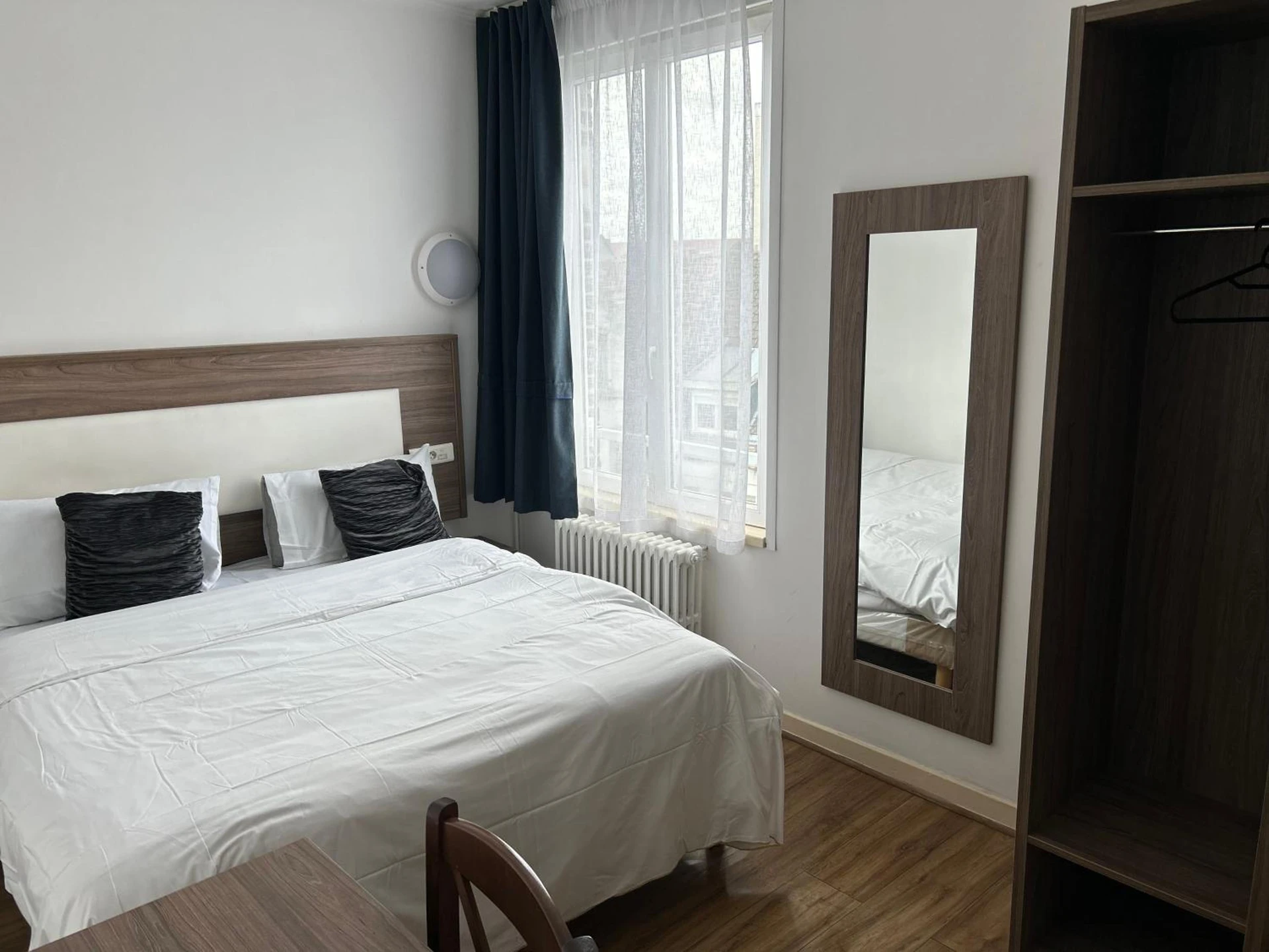 Organiser un séminaire d'entreprise : Le Clémenceau Hôtel et Appart'hôtel & Restaurant "Gare Sncf" centre ville à valenciennes
