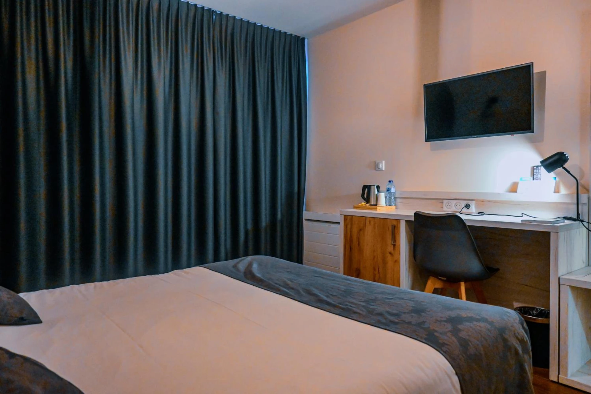 Magnifique chambre pour un séminaire d'entreprise à Logis Clermotel - Hôtel & Restaurant - Agnetz