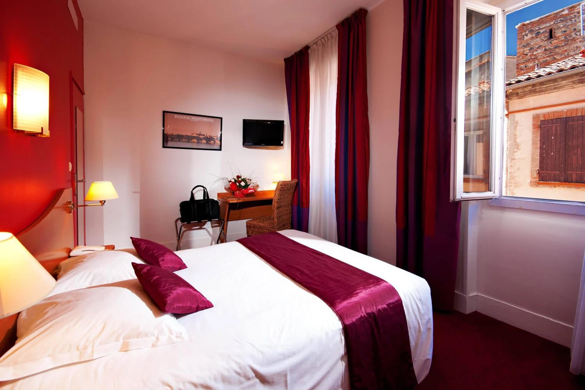 Chambre disponible pour un séminaire d'entreprise à Le Clocher de Rodez Centre Gare - Toulouse