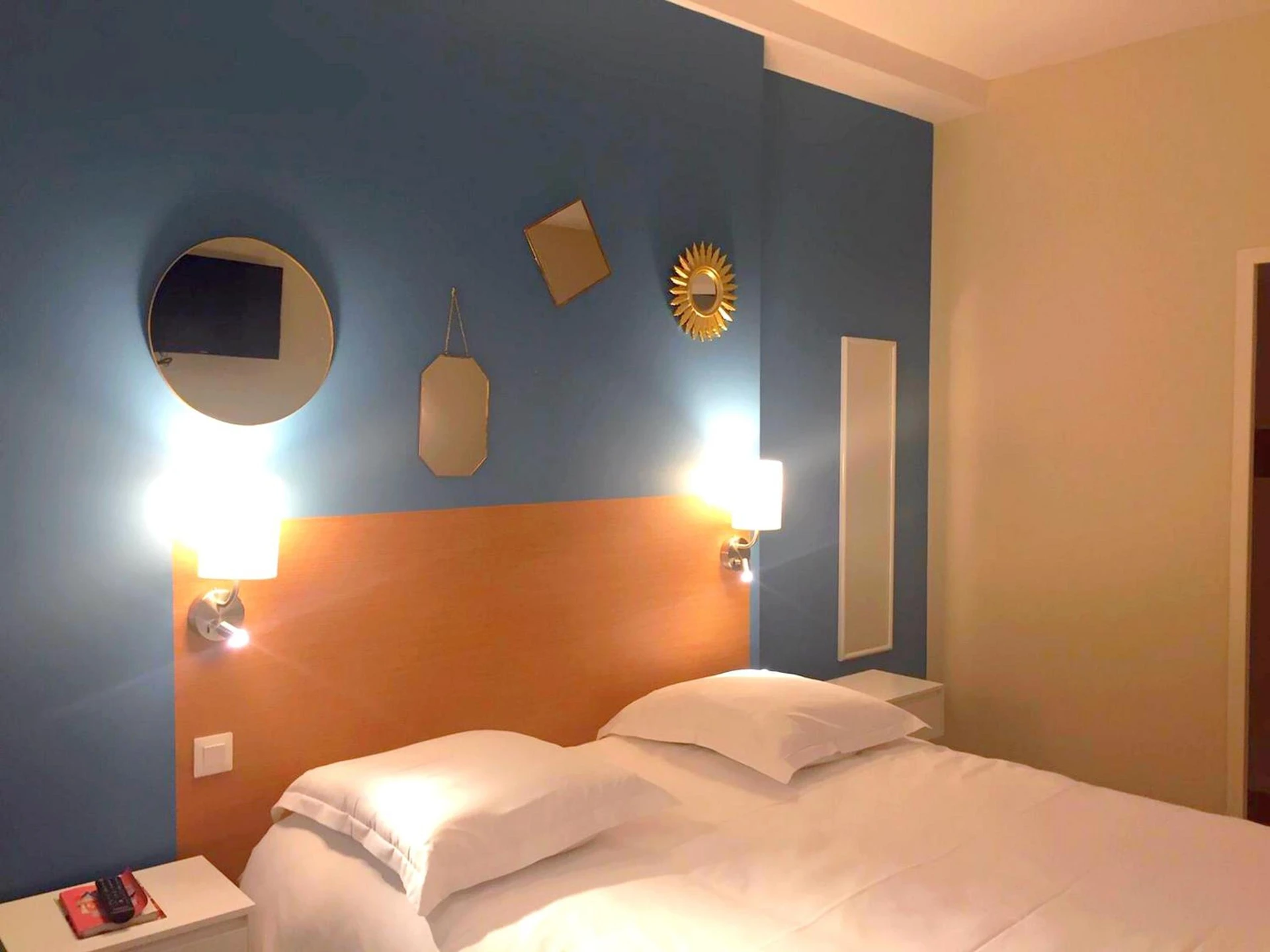 Chambre disponible pour un séminaire d'entreprise à Le Clocher de Rodez Centre Gare - Toulouse