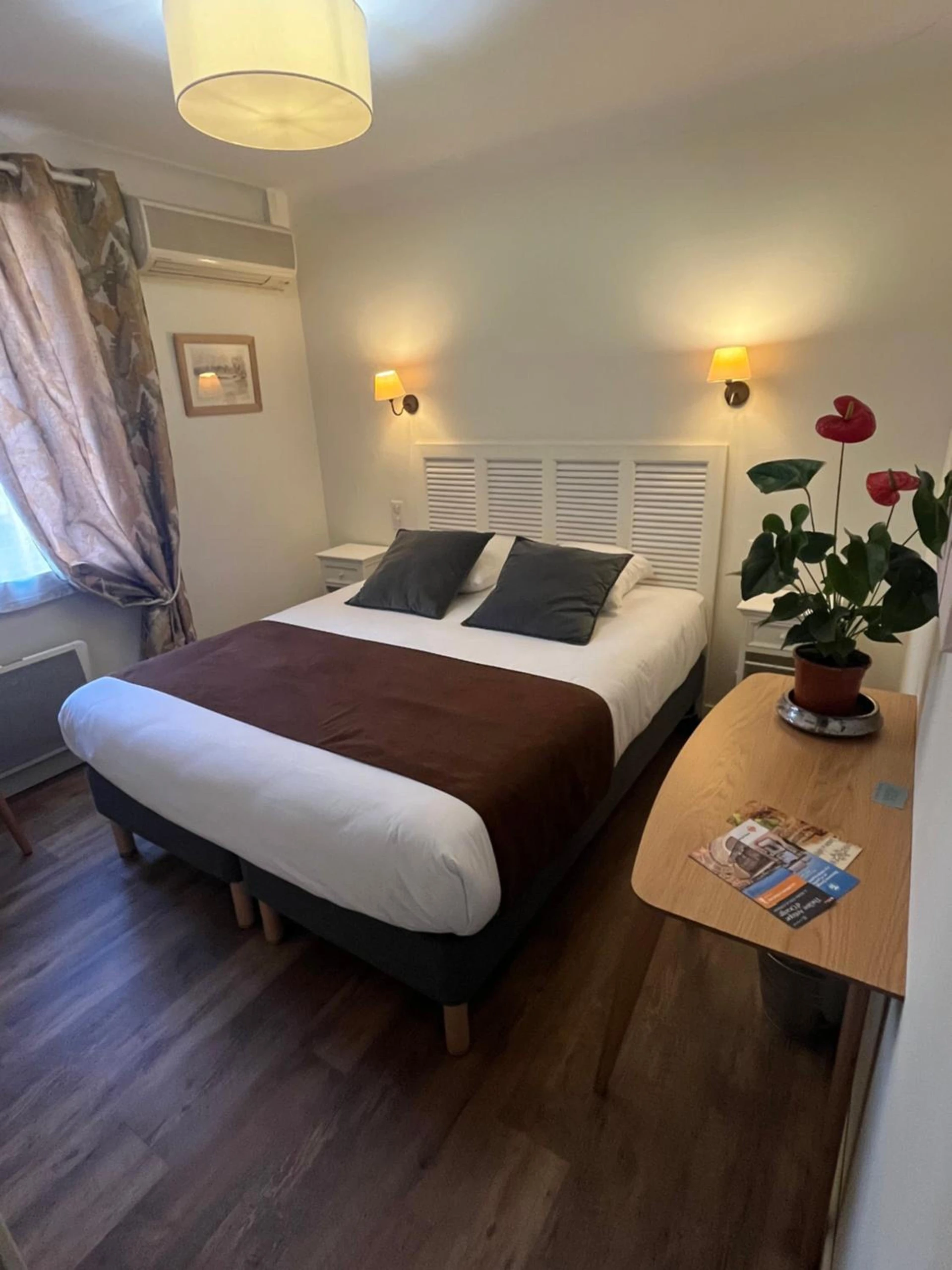 Chambre disponible pour un séminaire d'entreprise à Le Clos d'Orange - Hotel & ville de Provence - Orange
