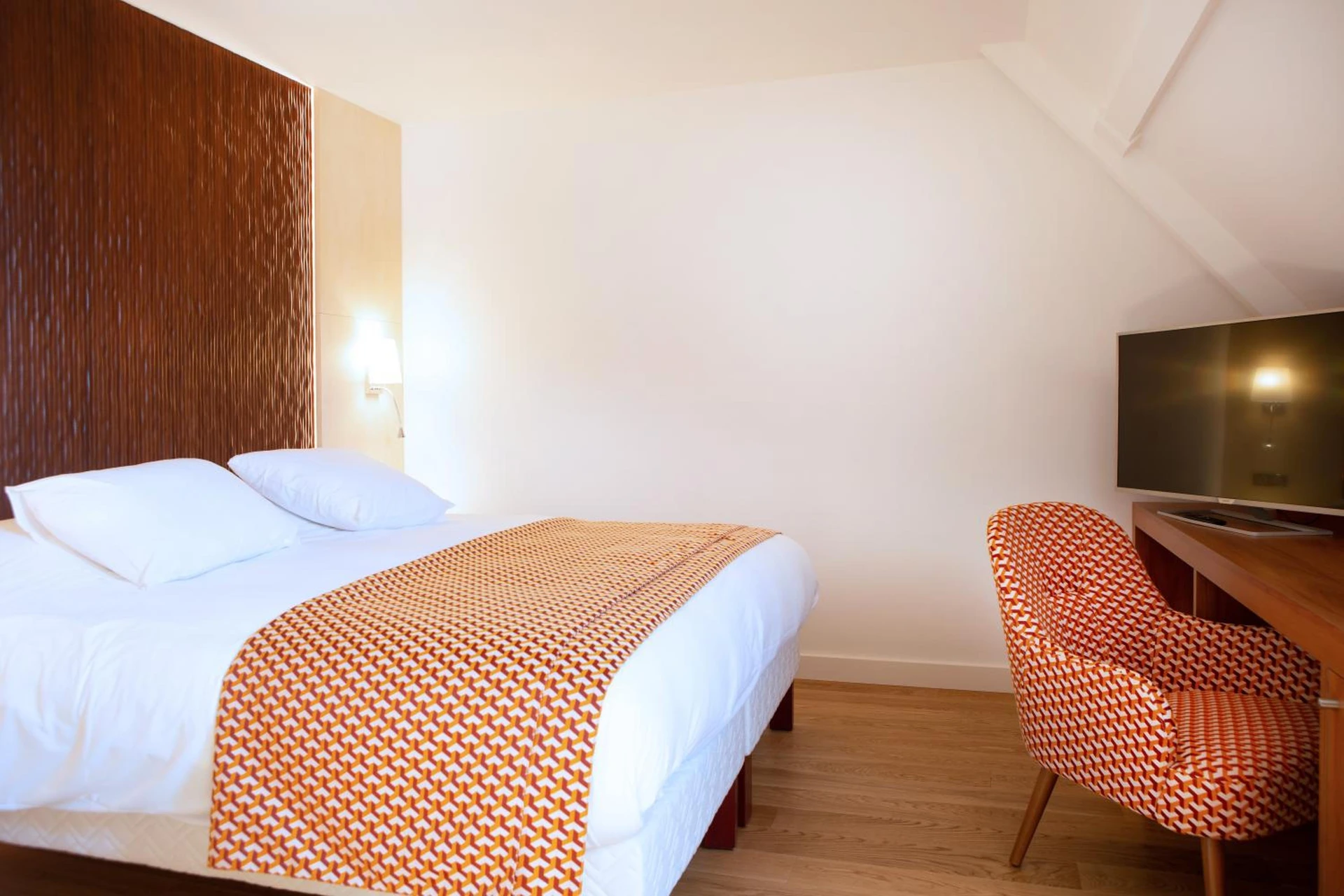 Chambre disponible pour un séminaire d'entreprise à Hotel Le Clos De La Vouge - Vougeot