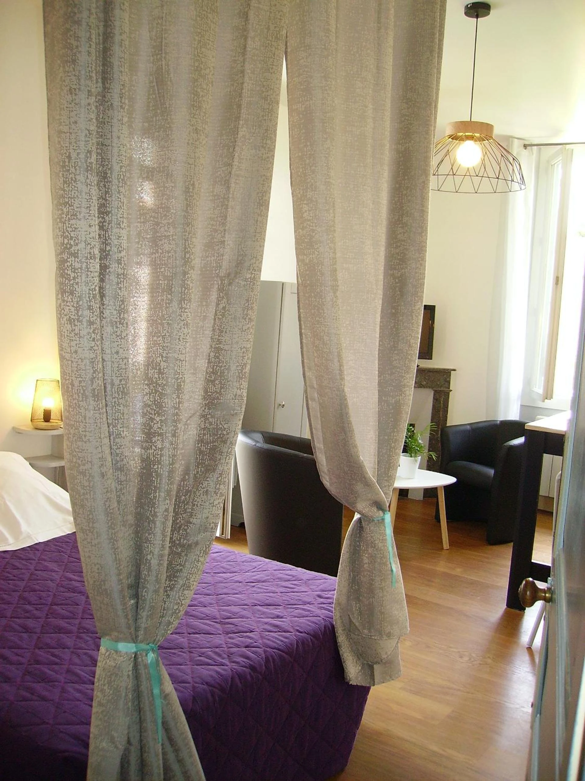Magnifique chambre pour un séminaire d'entreprise à Hôtel du Clos Fleuri - Lourdes