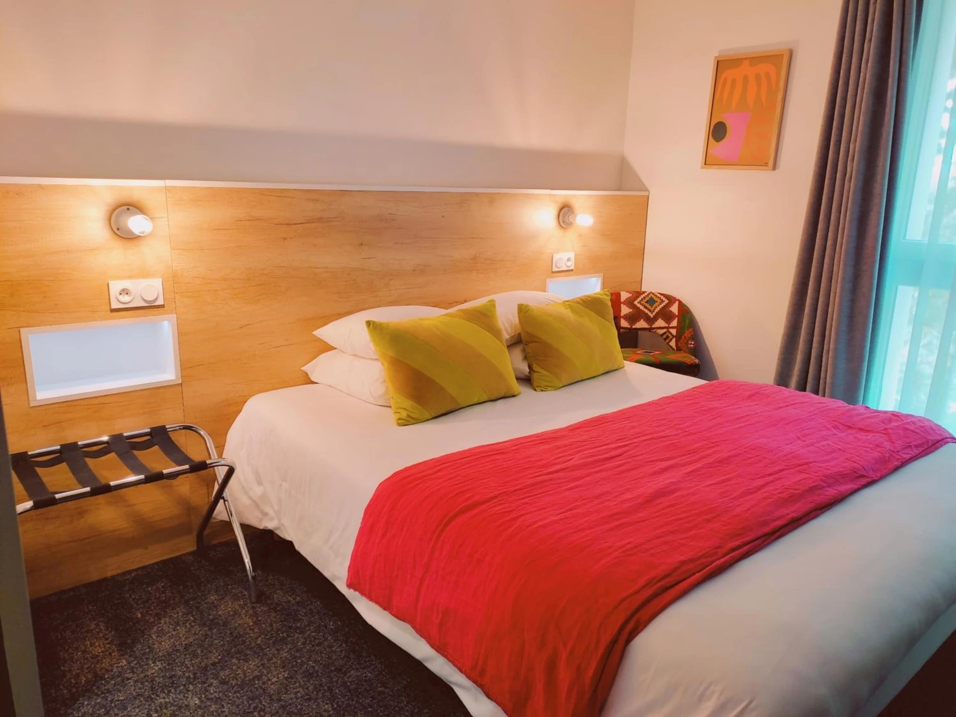 Chambre disponible pour un séminaire d'entreprise à Hôtel Le Collonges TV connecté wifi Netflix - Brive-la-Gaillarde