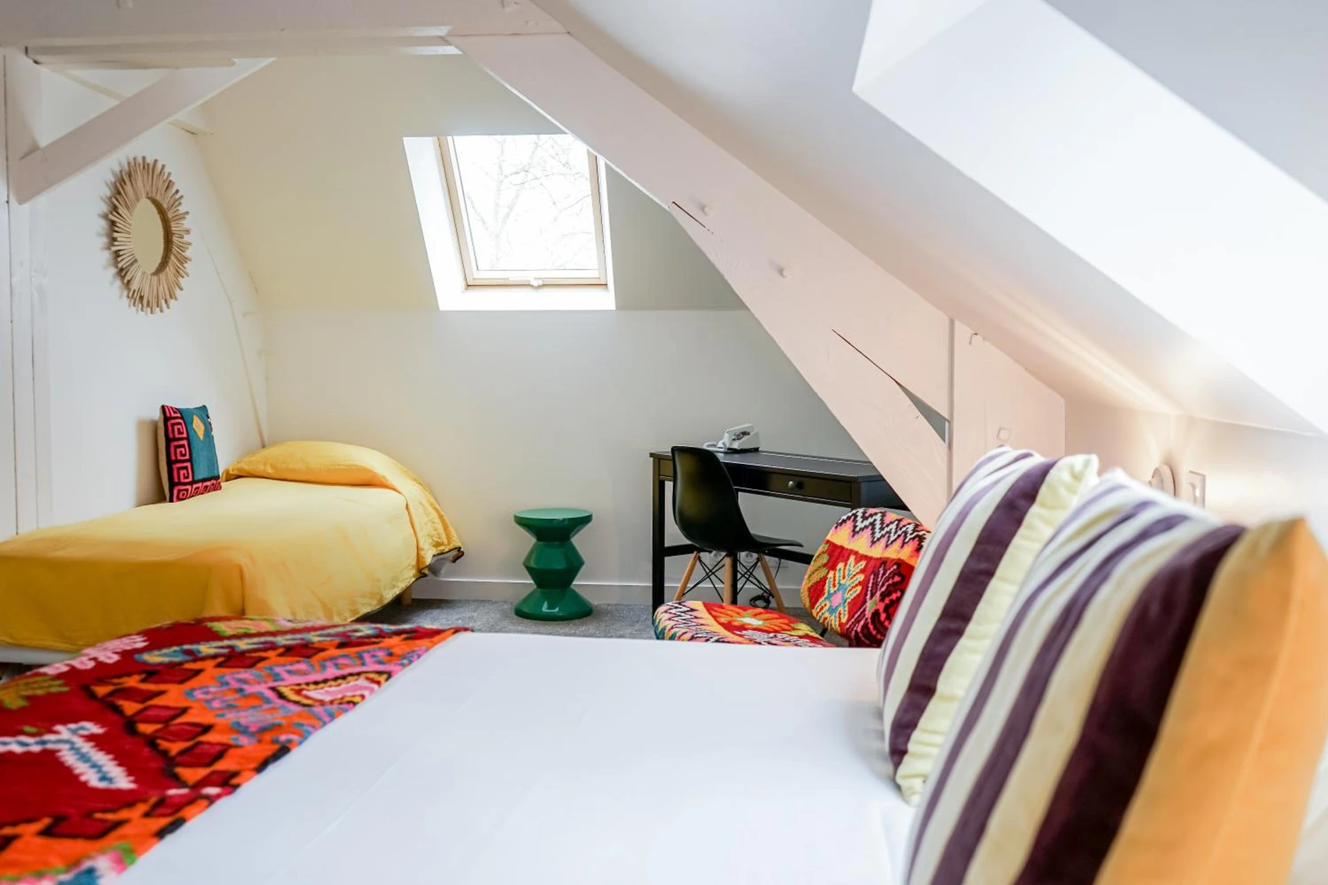 Chambre disponible pour un séminaire d'entreprise à Hôtel Le Collonges TV connecté wifi Netflix - Brive-la-Gaillarde