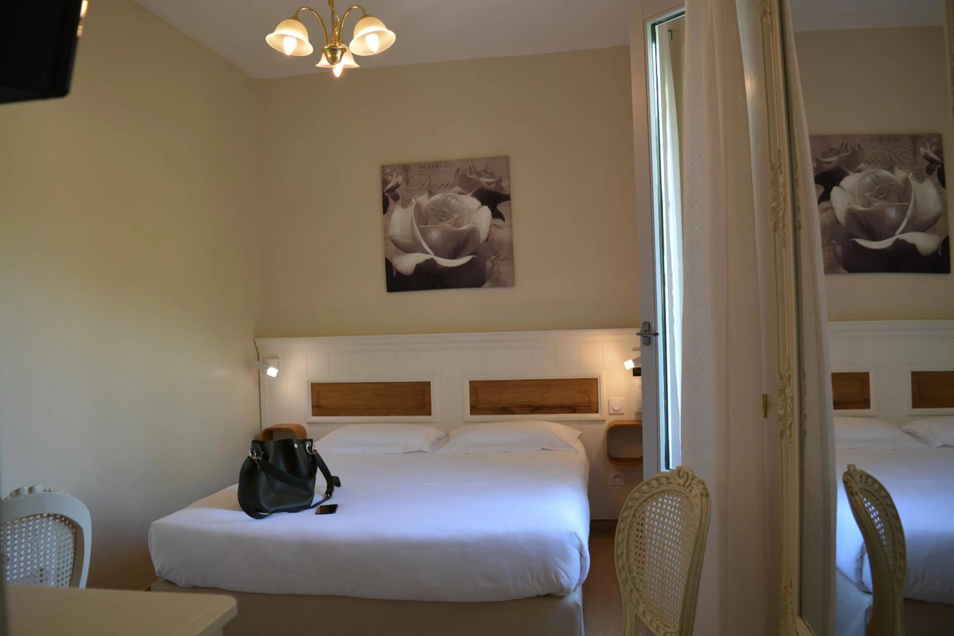 Chambre disponible pour un séminaire d'entreprise à Hôtel Le Colombier - Moustiers-Sainte-Marie