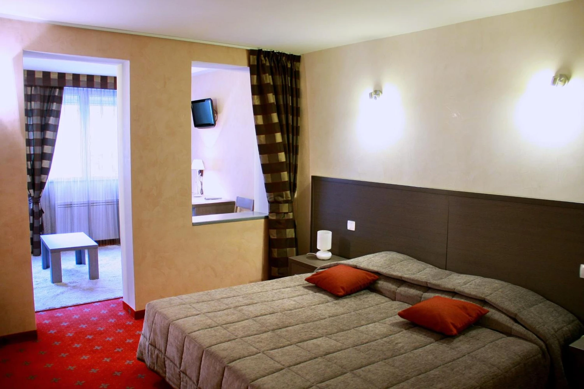 Chambre disponible pour un séminaire d'entreprise à Hôtel Le Commerce - Modane