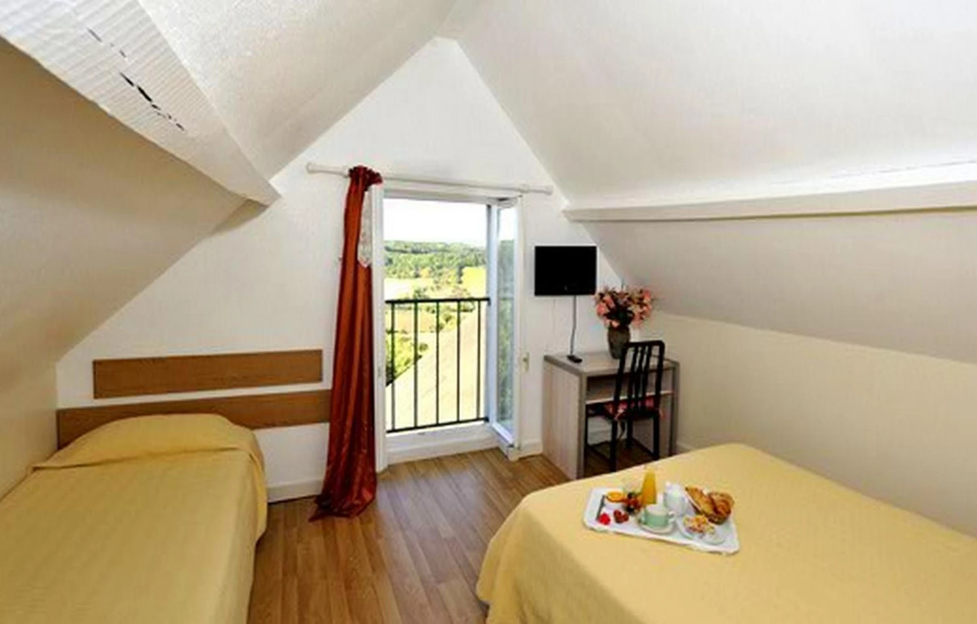 Magnifique chambre pour un séminaire d'entreprise à Le Compostelle - Vézelay
