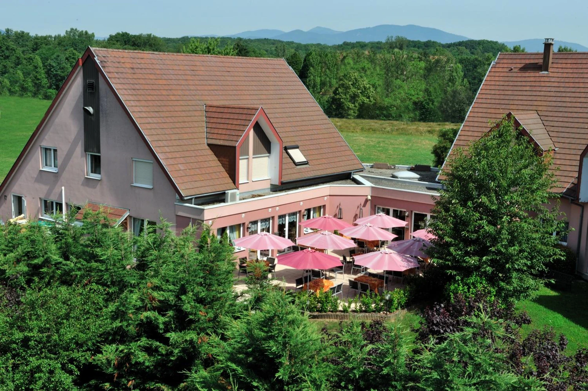 Organiser un séminaire d'entreprise : Hotel Restaurant Le Coquelicot à burnhaupt-le-haut