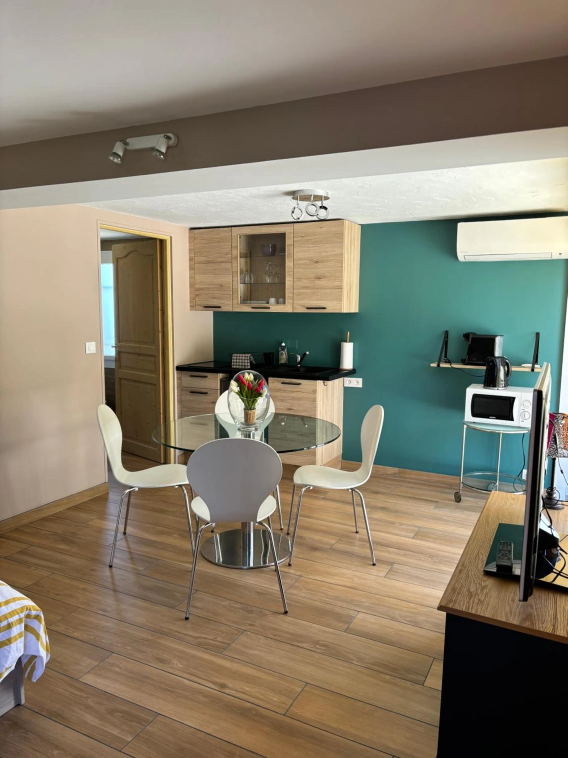 Chambre à Studio indépendant cosy - Organiser un séminaire d'entreprise à Fréjus